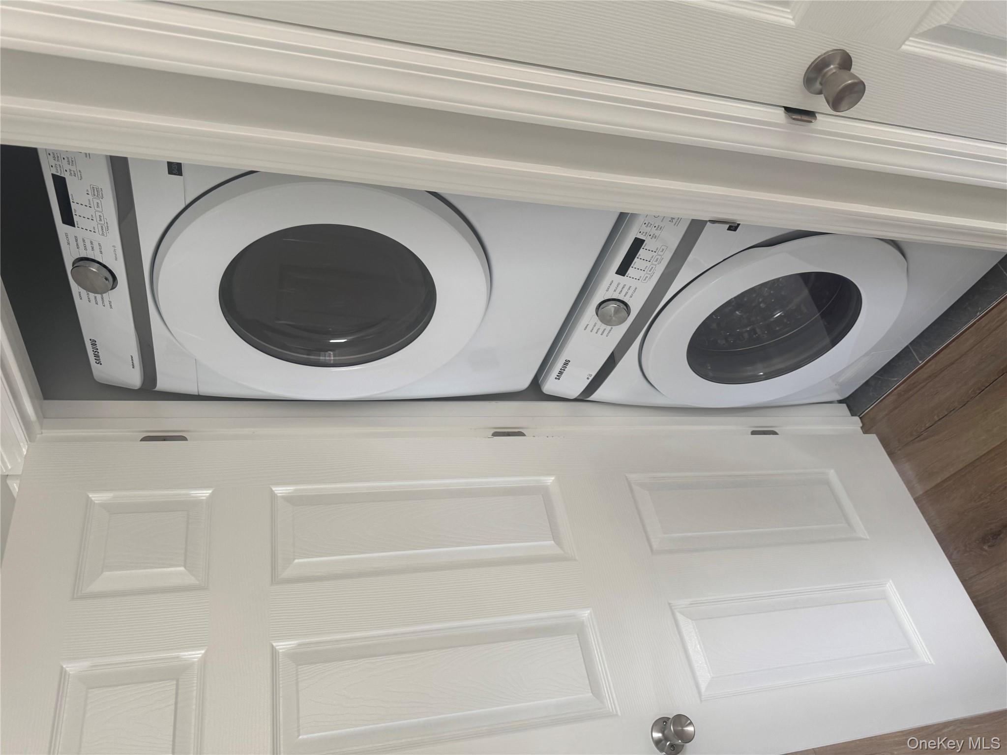 #11 photo, 10 Vermont Street, Lindenhurst , NY 11757