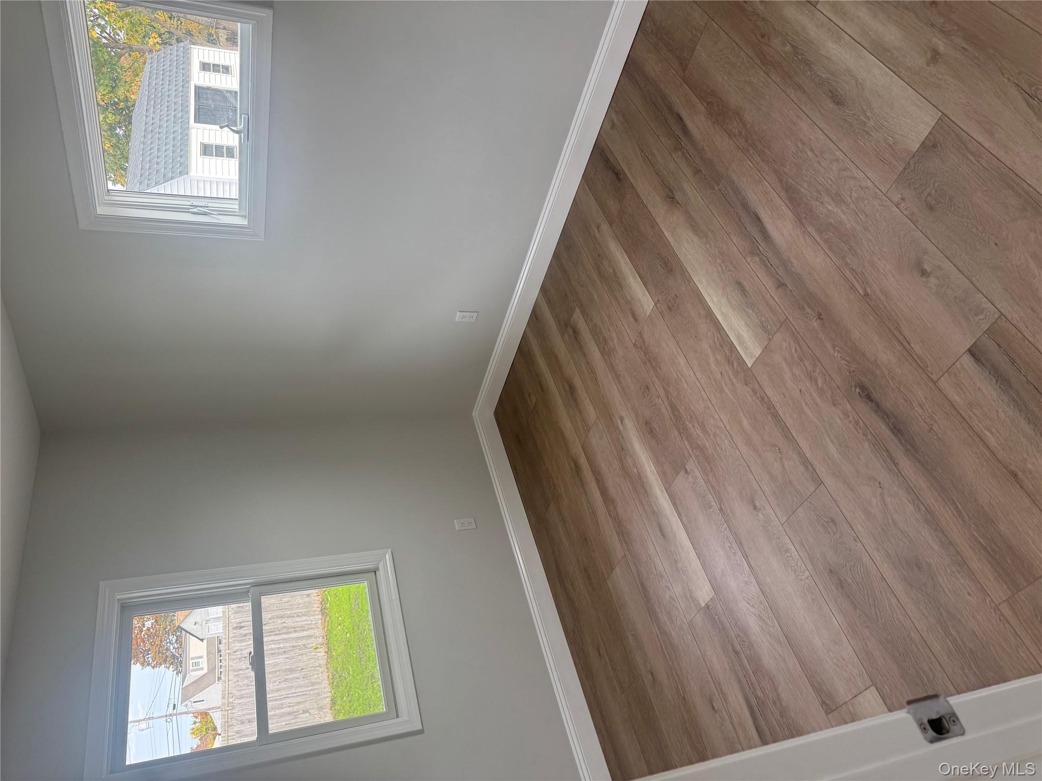 #13 photo, 10 Vermont Street, Lindenhurst , NY 11757