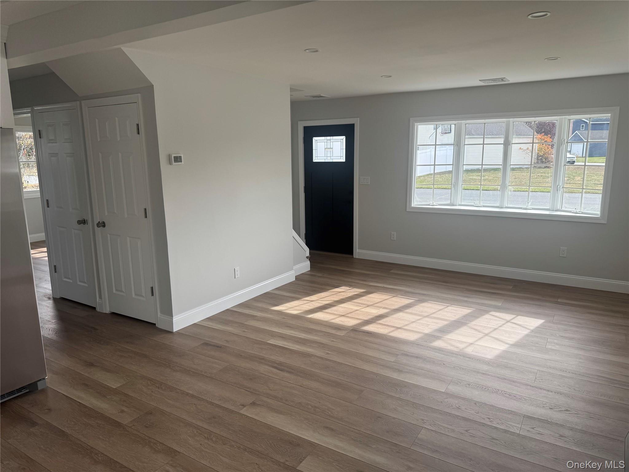 #7 photo, 10 Vermont Street, Lindenhurst , NY 11757