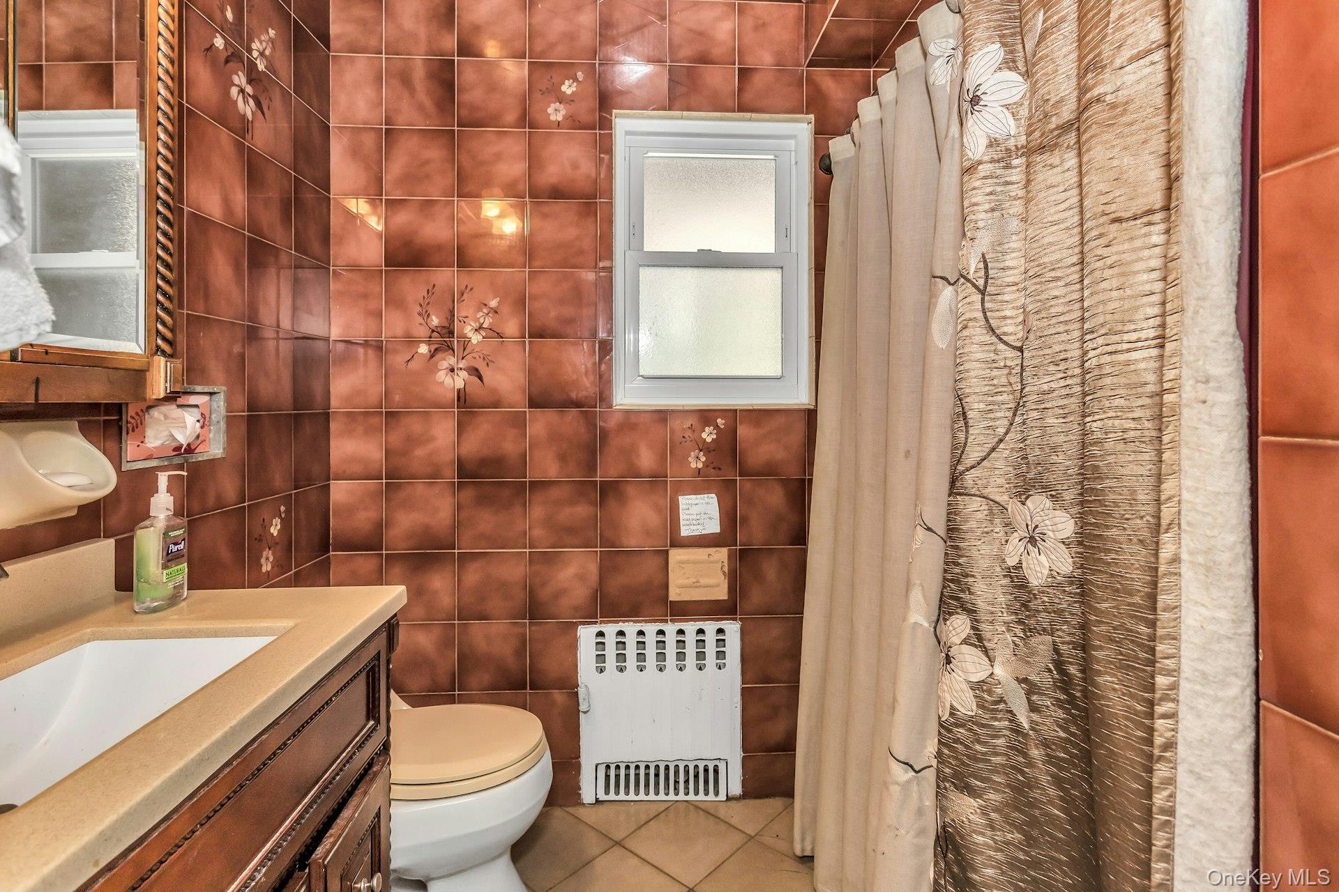 #13 photo, 33 Cleveland Street, Valley Stream , NY 11580