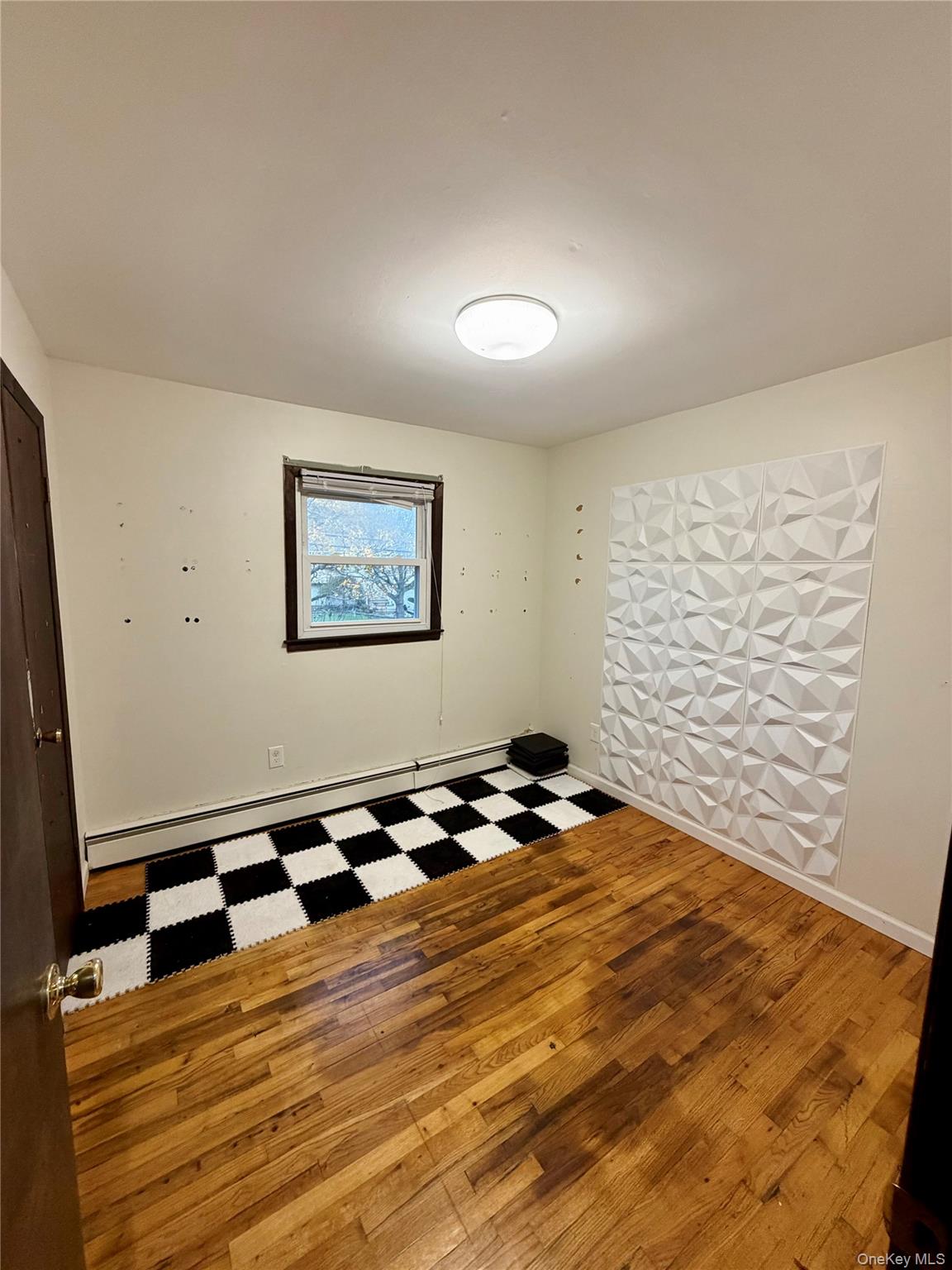 #10 photo, 28 Urban Drive, サフォーク郡 Selden , NY 11784