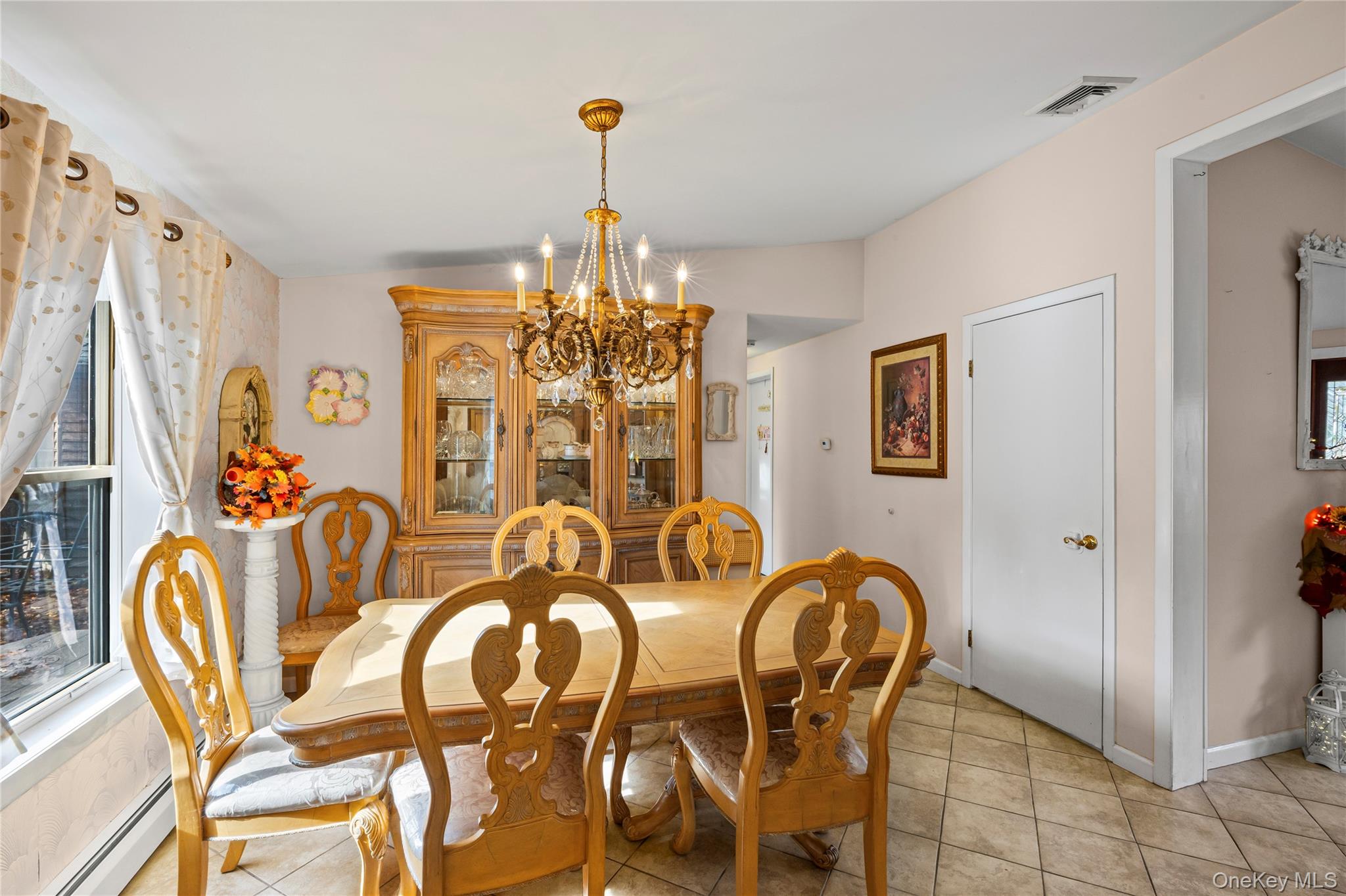 #11 photo, 4 Madach Street, Ronkonkoma , NY 11779