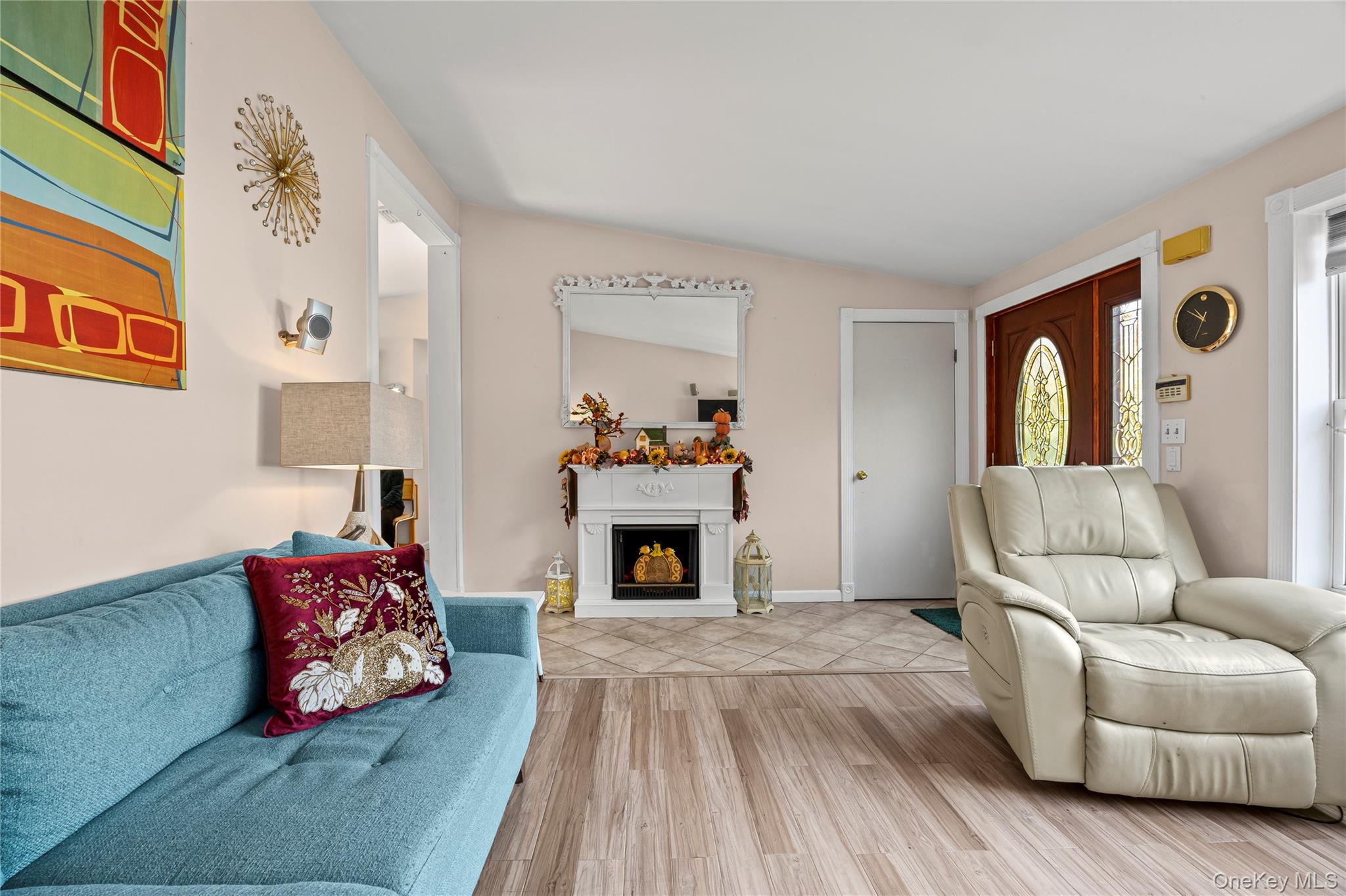 #8 photo, 4 Madach Street, Ronkonkoma , NY 11779