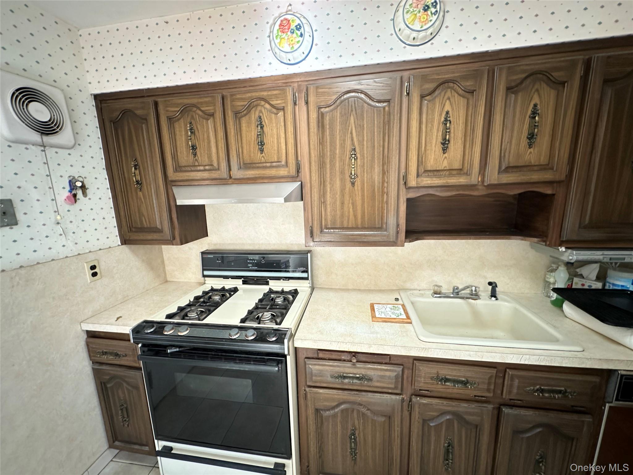 #12 photo, 151-77 20th Avenue, Whitestone , NY 11357