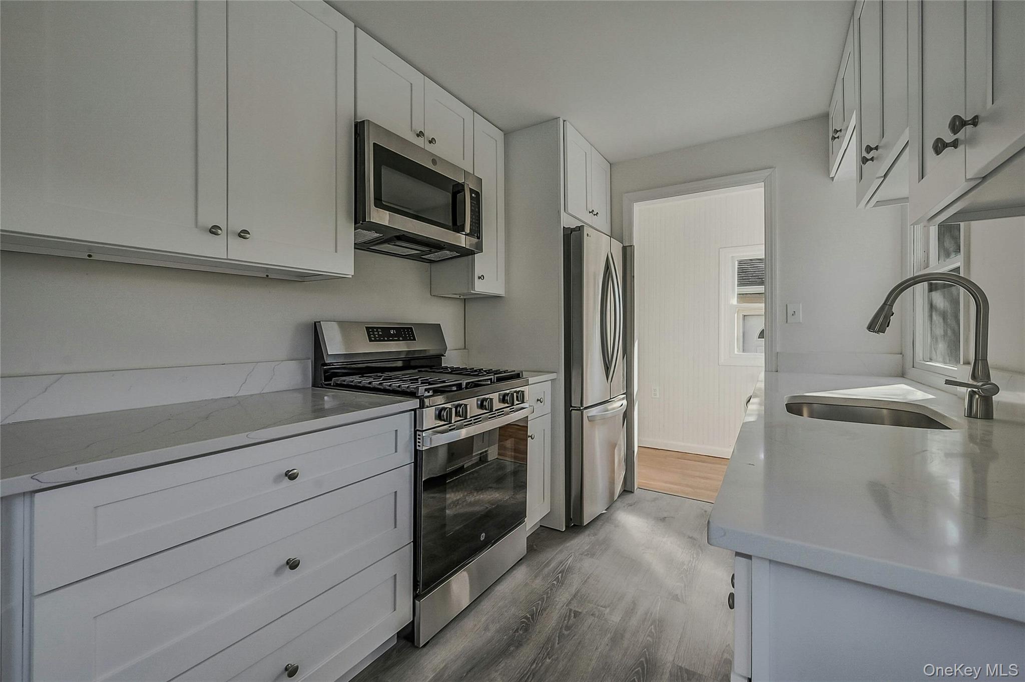 #5 photo, 8 Pansy Road, Rocky Point , NY 11778