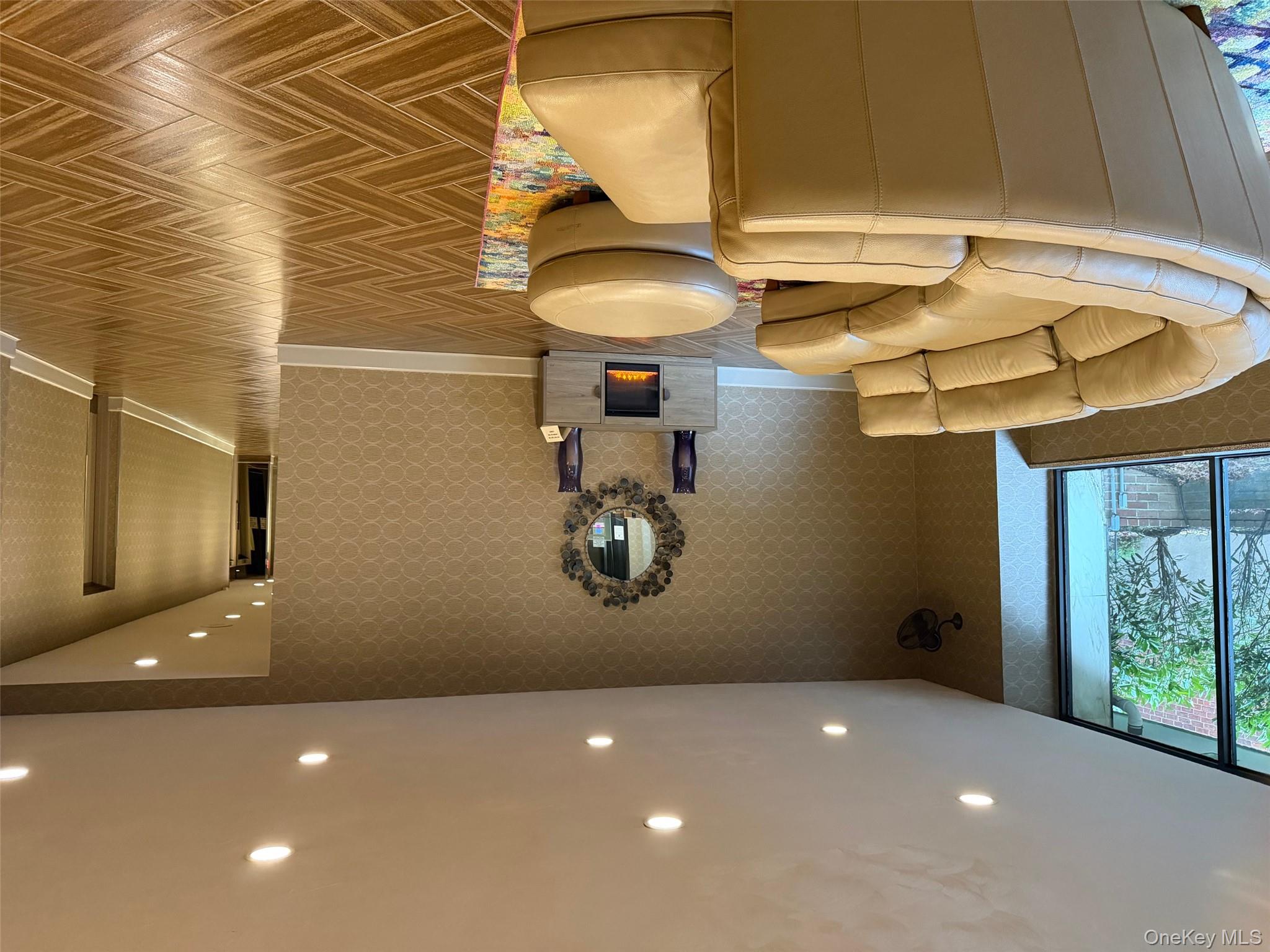 #15 photo, 280 Atlantic Avenue, East Rockaway , NY 11518