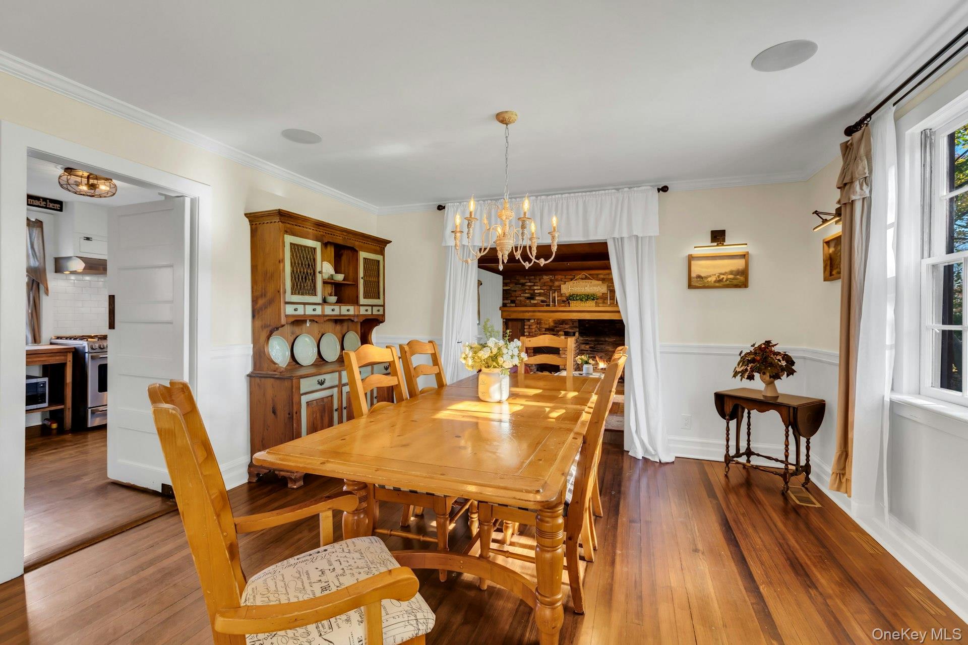 #10 photo, 105 Academy Street, Bayport , NY 11705