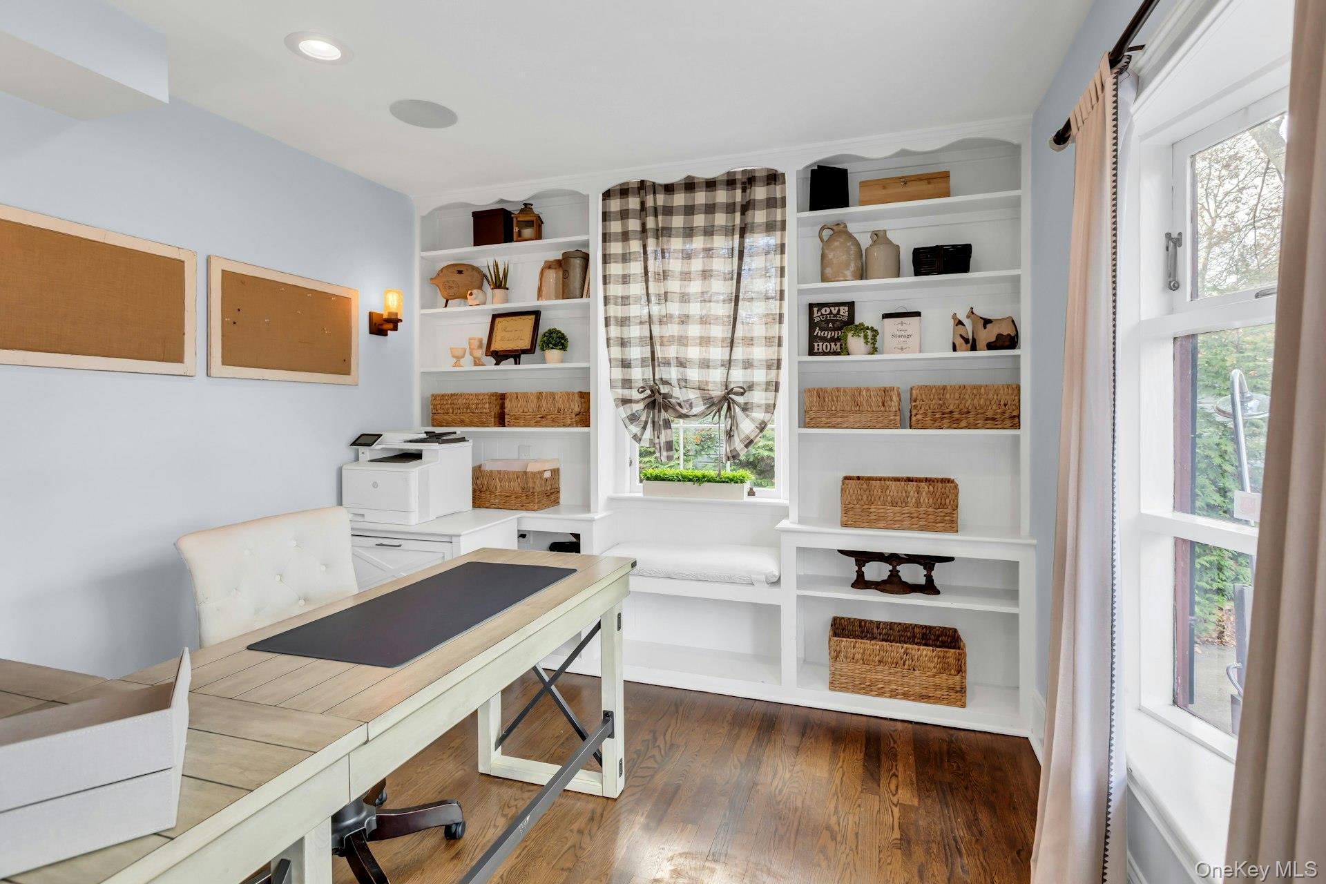 #18 photo, 105 Academy Street, Bayport , NY 11705