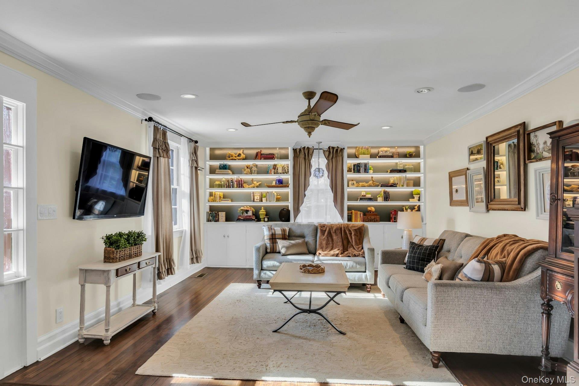 #5 photo, 105 Academy Street, Bayport , NY 11705