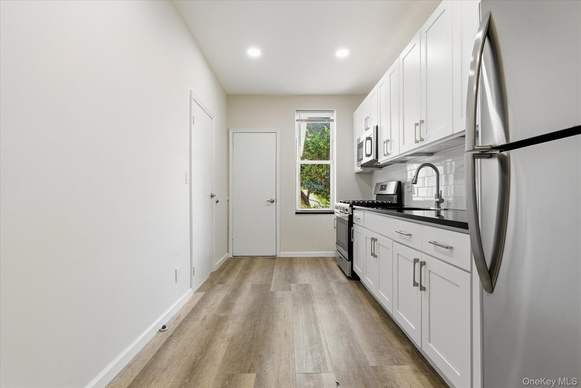 #6 photo, 2534 E 26th Street, Brooklyn , NY 11235