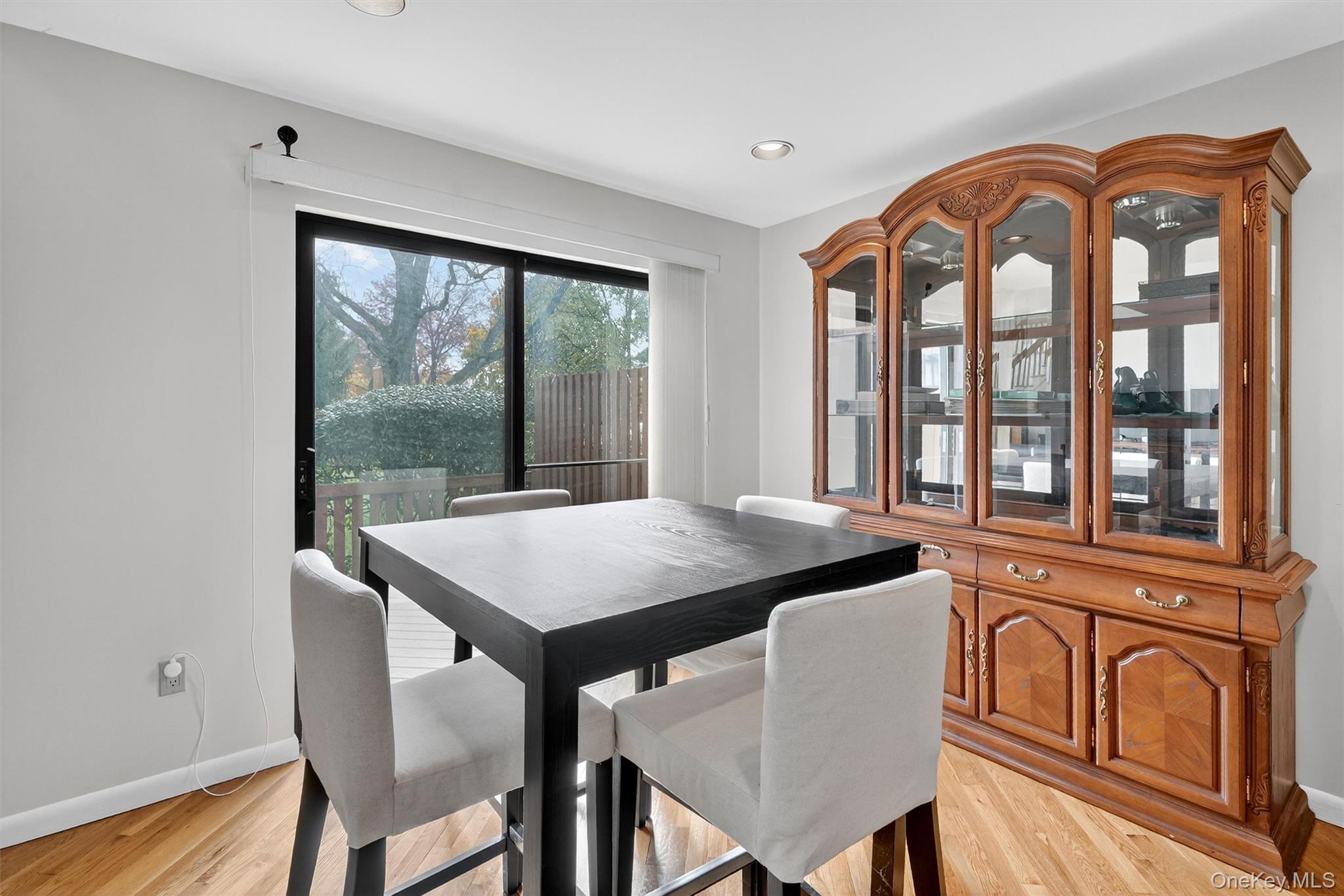 #12 photo, 200 California Road, Bronxville , NY 10708