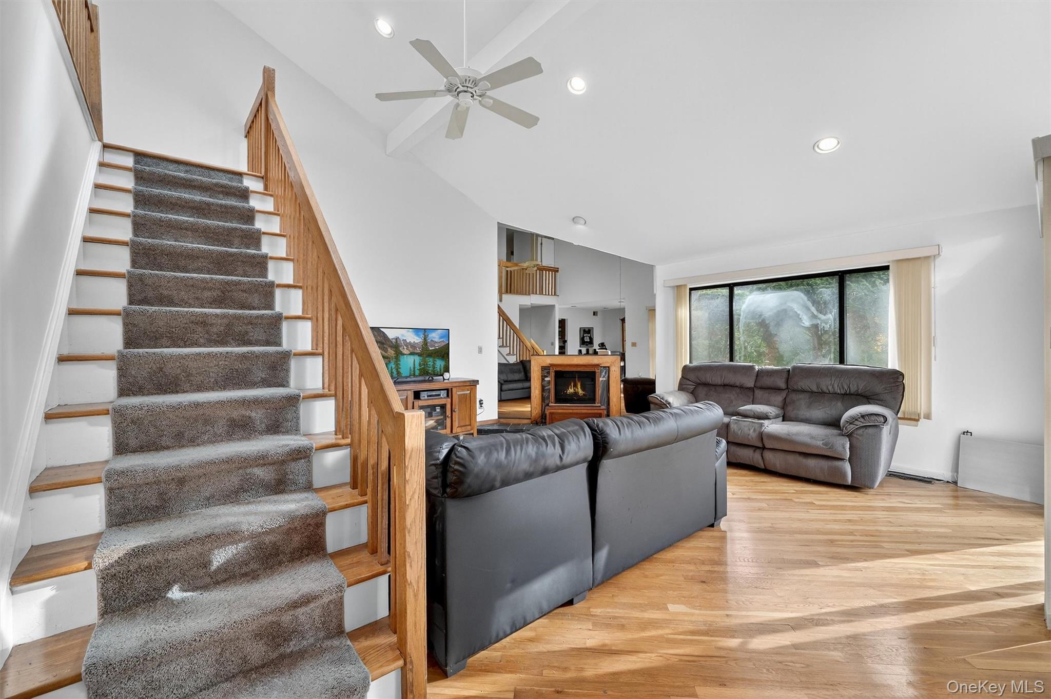 #15 photo, 200 California Road, Bronxville , NY 10708