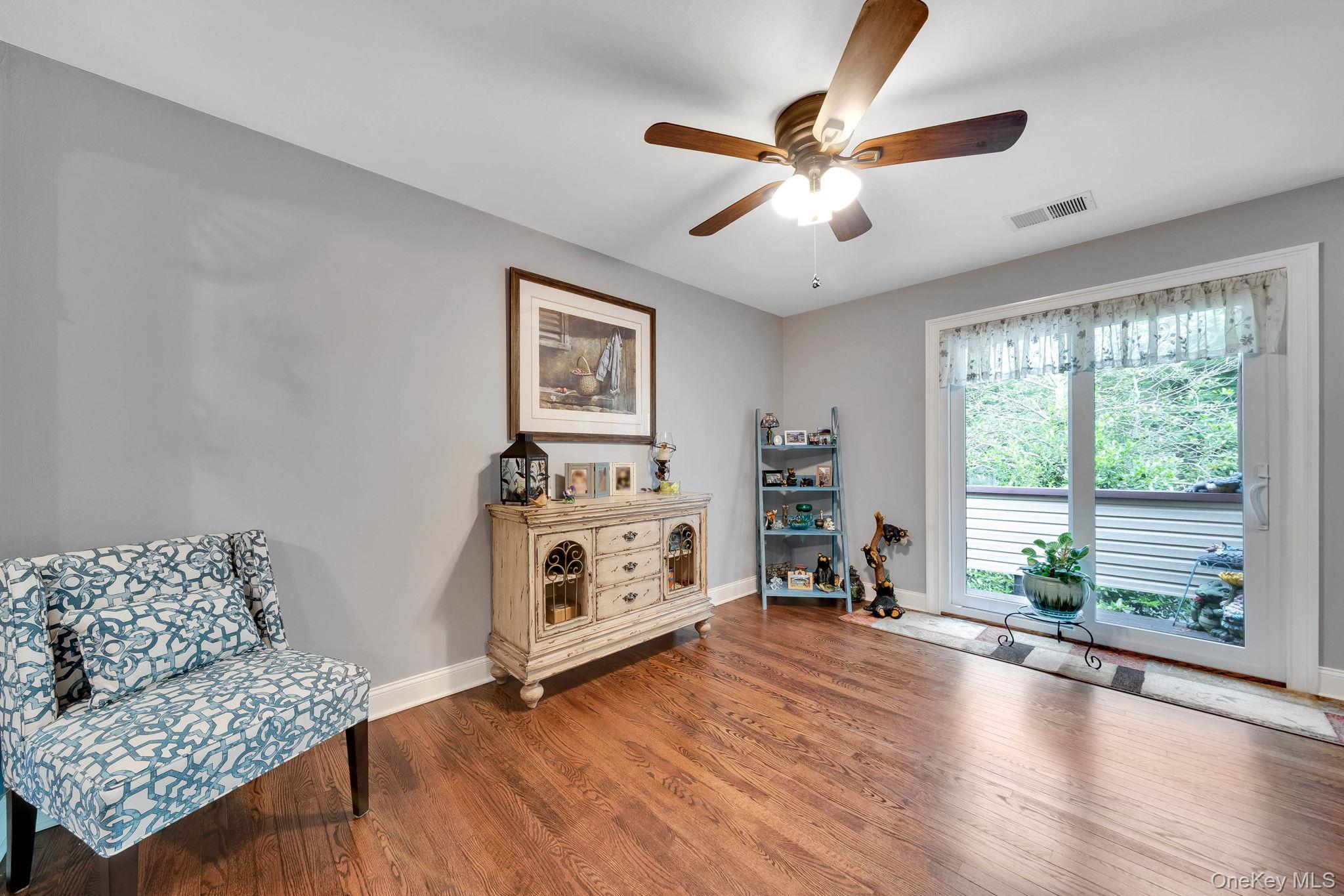 #11 photo, 124 Birchwood Road, Coram , NY 11727