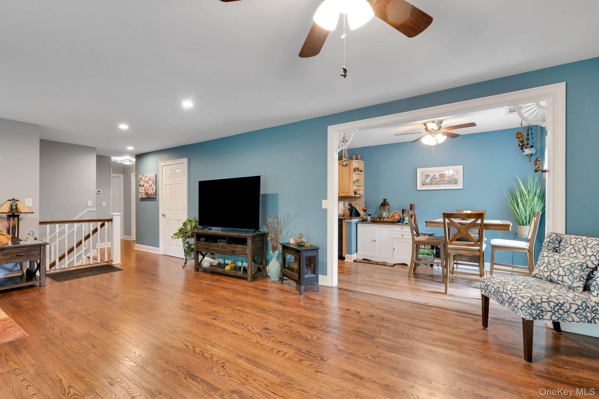 #12 photo, 124 Birchwood Road, Coram , NY 11727