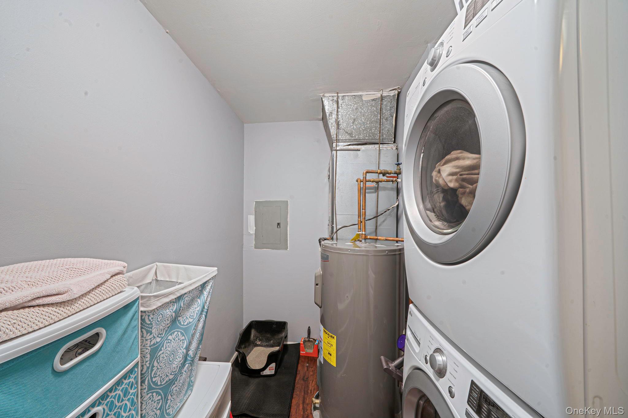 #20 photo, 124 Birchwood Road, Coram , NY 11727