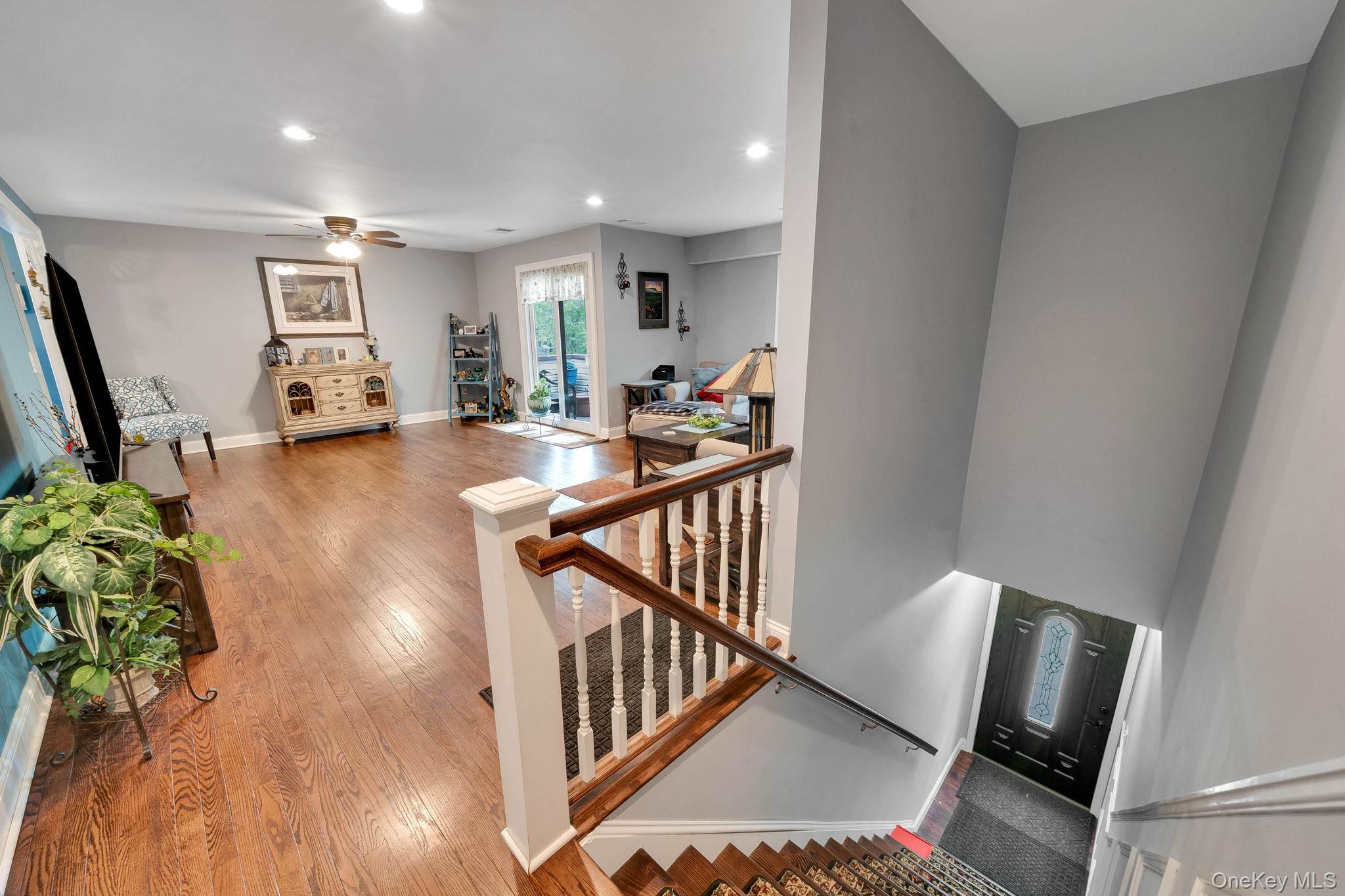 #7 photo, 124 Birchwood Road, Coram , NY 11727