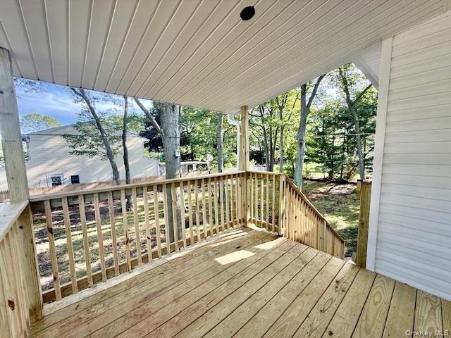 #11 photo, 30 7th Street, Holbrook , NY 11741
