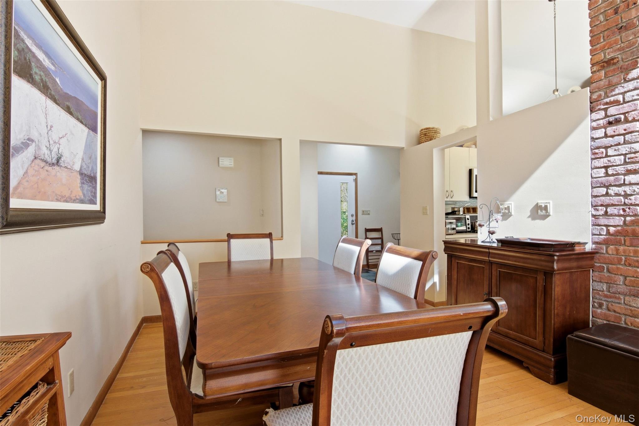 #15 photo, 18 Greenlawn Road, Huntington , NY 11743