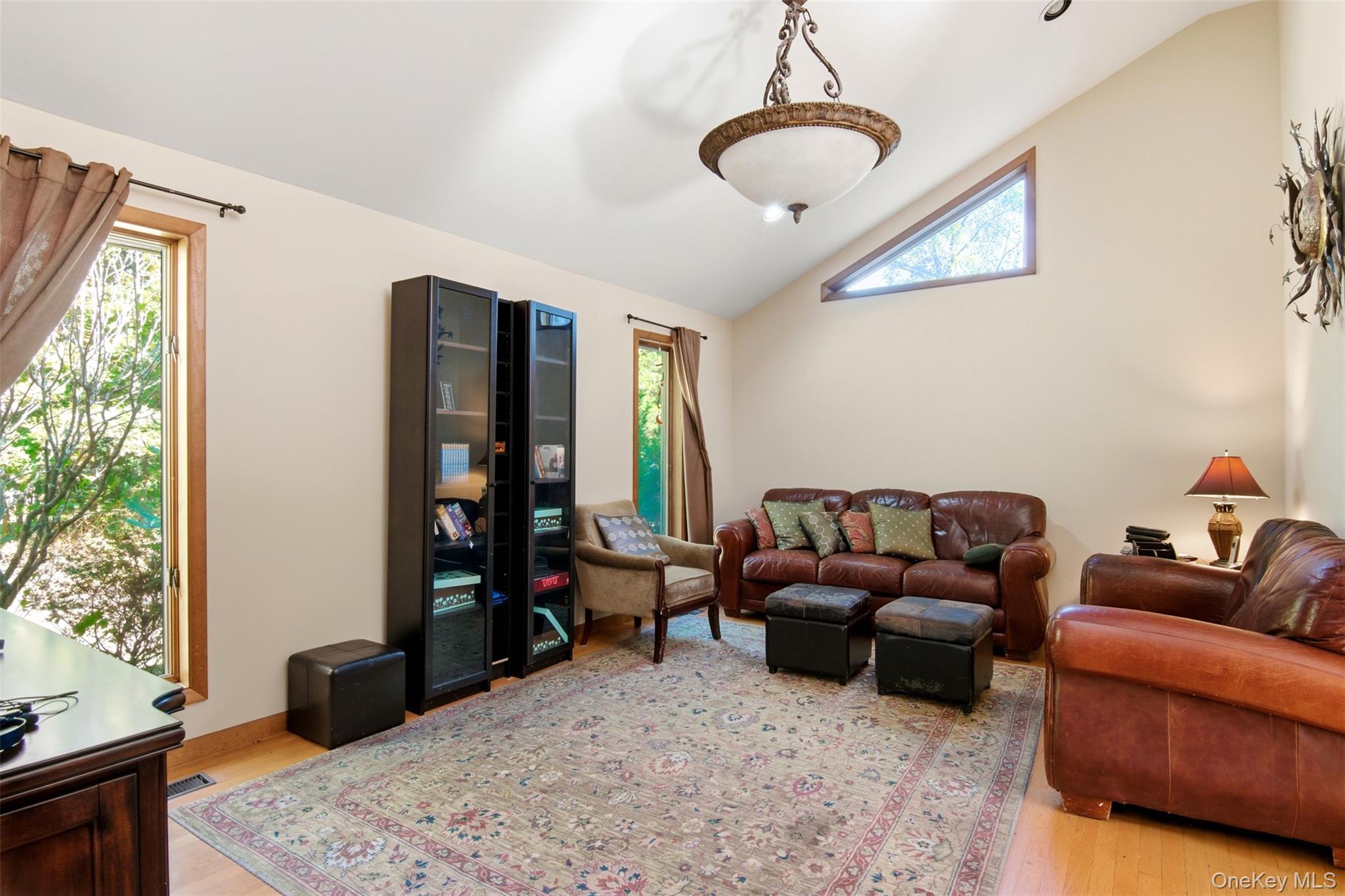 #17 photo, 18 Greenlawn Road, Huntington , NY 11743