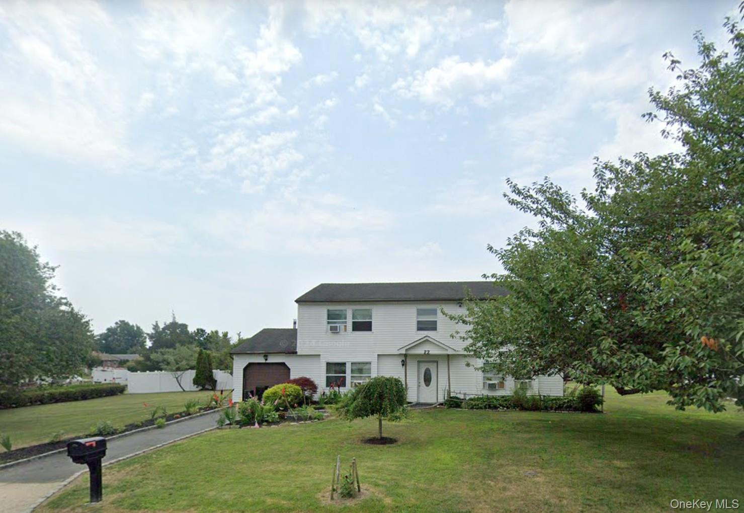 #1 photo, 22 Forte Avenue, サフォーク郡 Medford , NY 11763