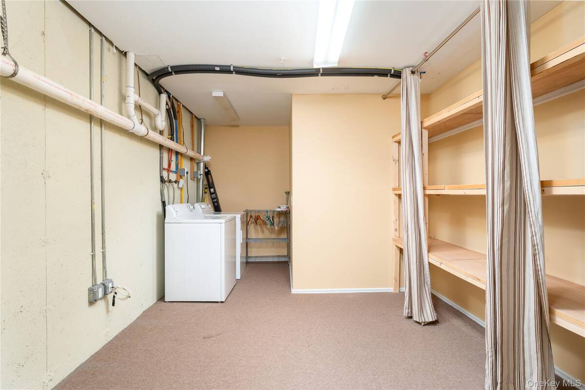 #22 photo, 230 Ira Road, Mount Sinai , NY 11766