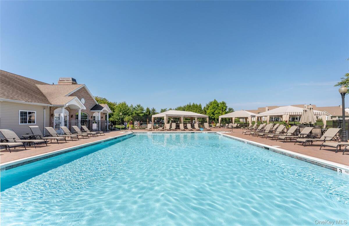 #28 photo, 230 Ira Road, Mount Sinai , NY 11766