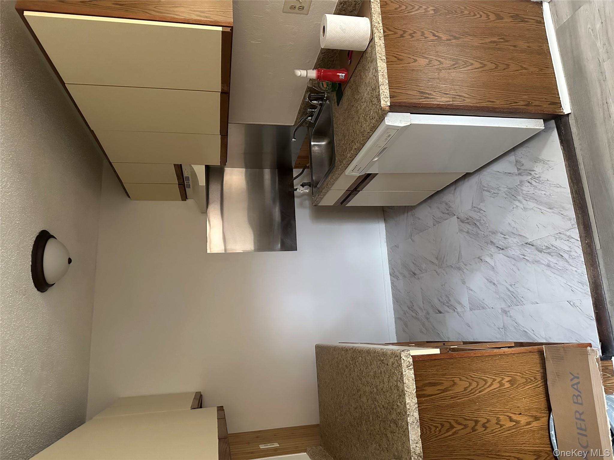 #3 photo, 603 Barclay Manor, Newburgh , NY 12550