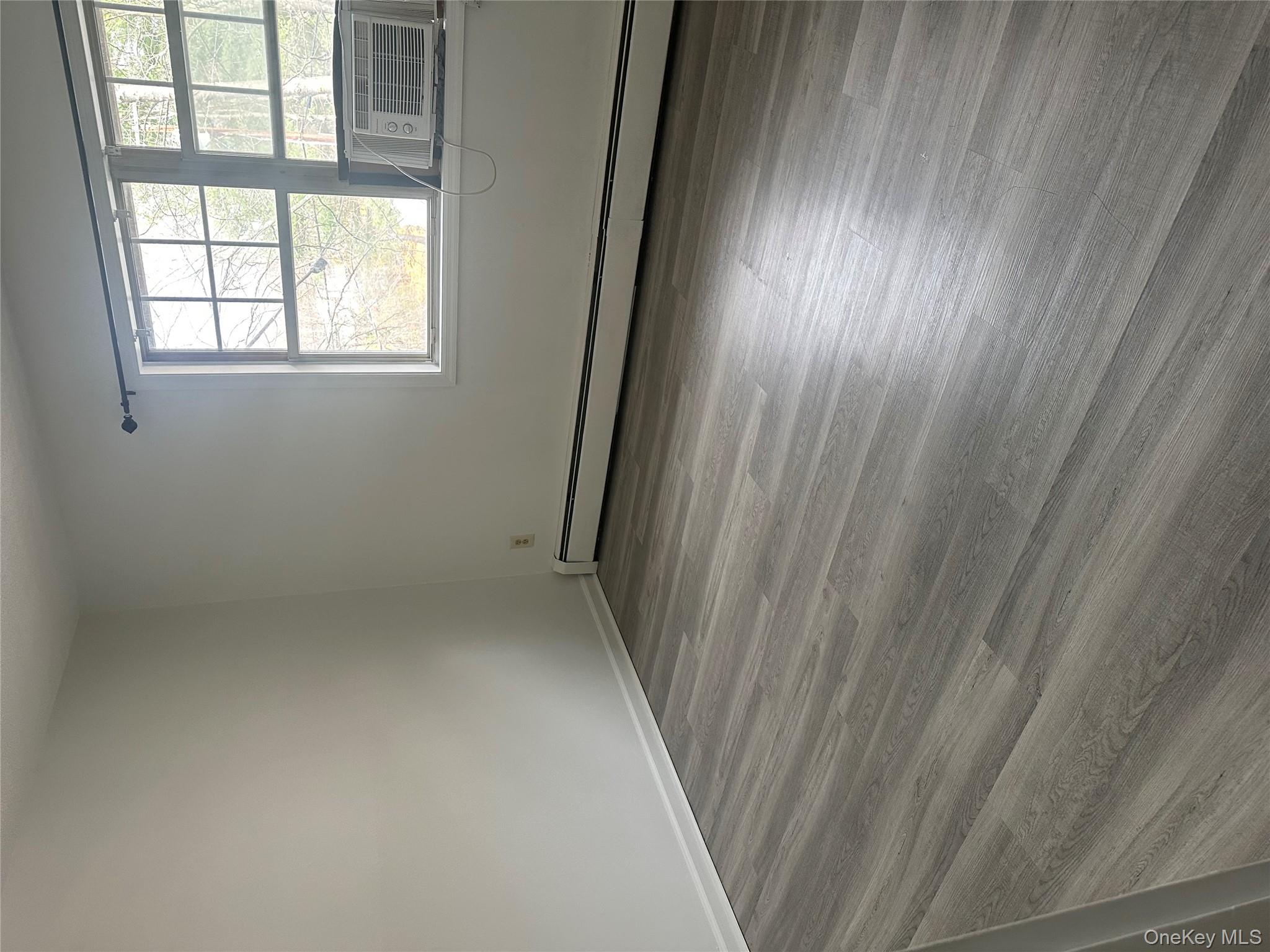 #6 photo, 603 Barclay Manor, Newburgh , NY 12550