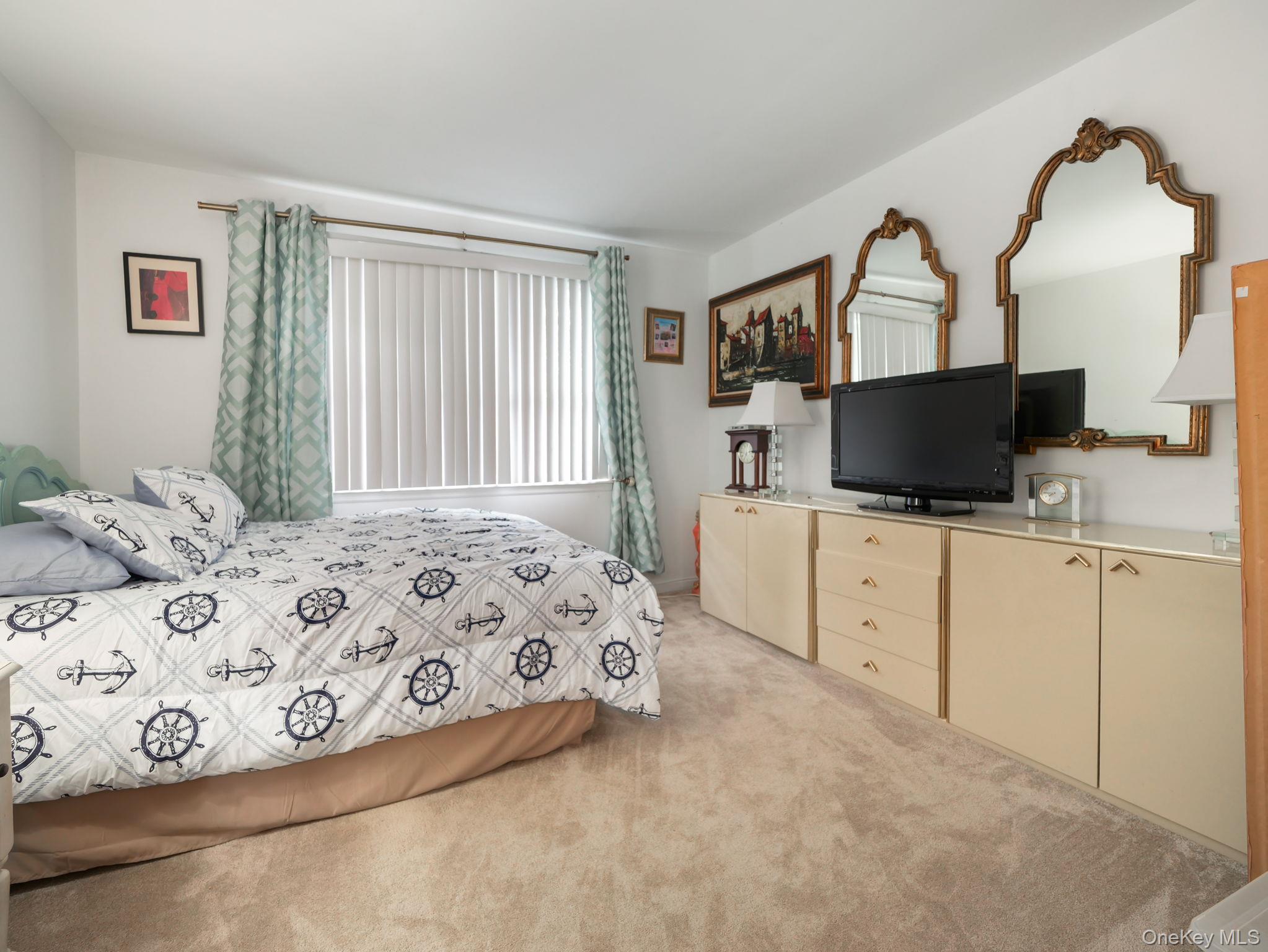 #11 photo, 2 Windsor Circle, New City , NY 10956