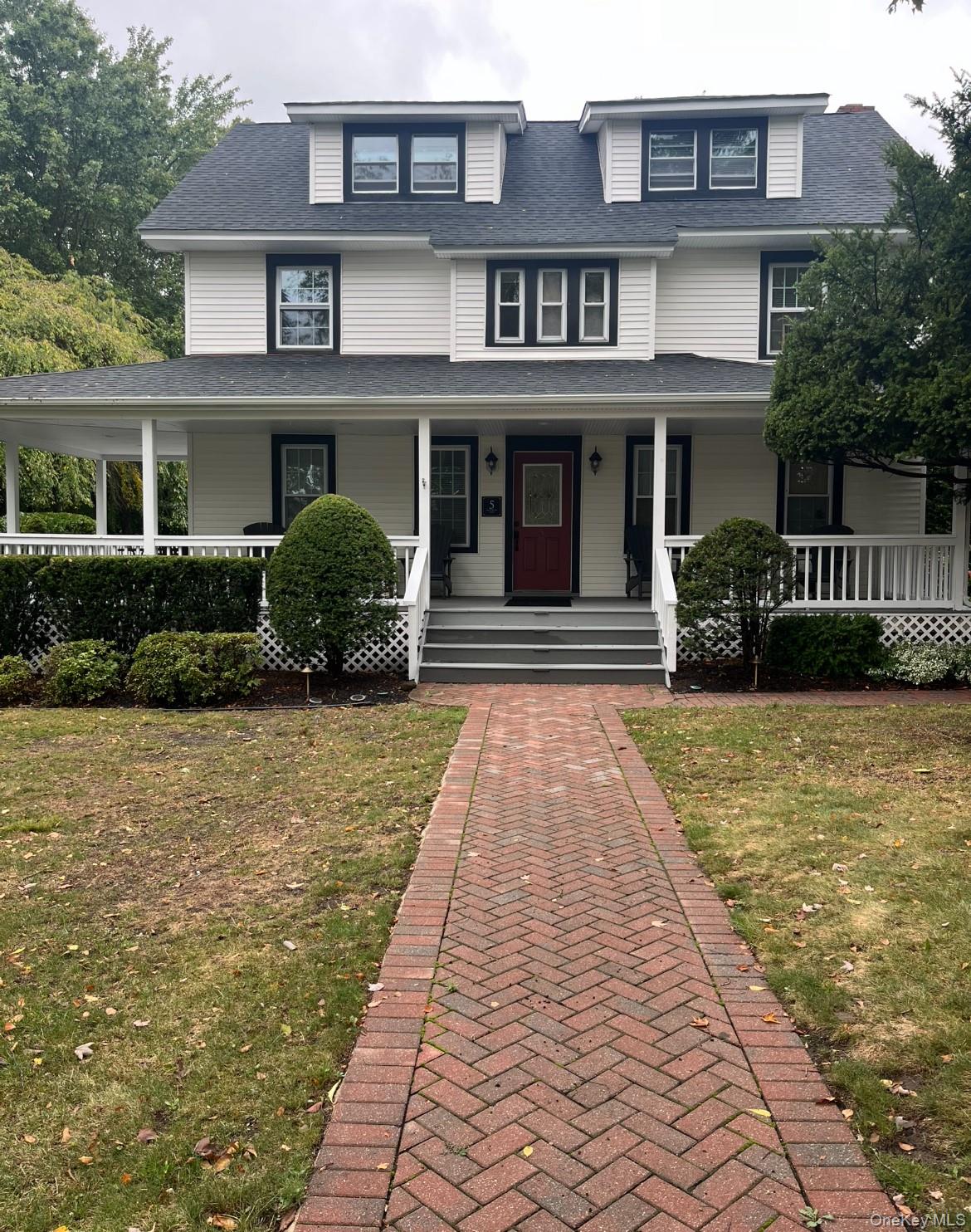 #1 photo, 5 Maplewood Road, Huntington Station , NY 11746