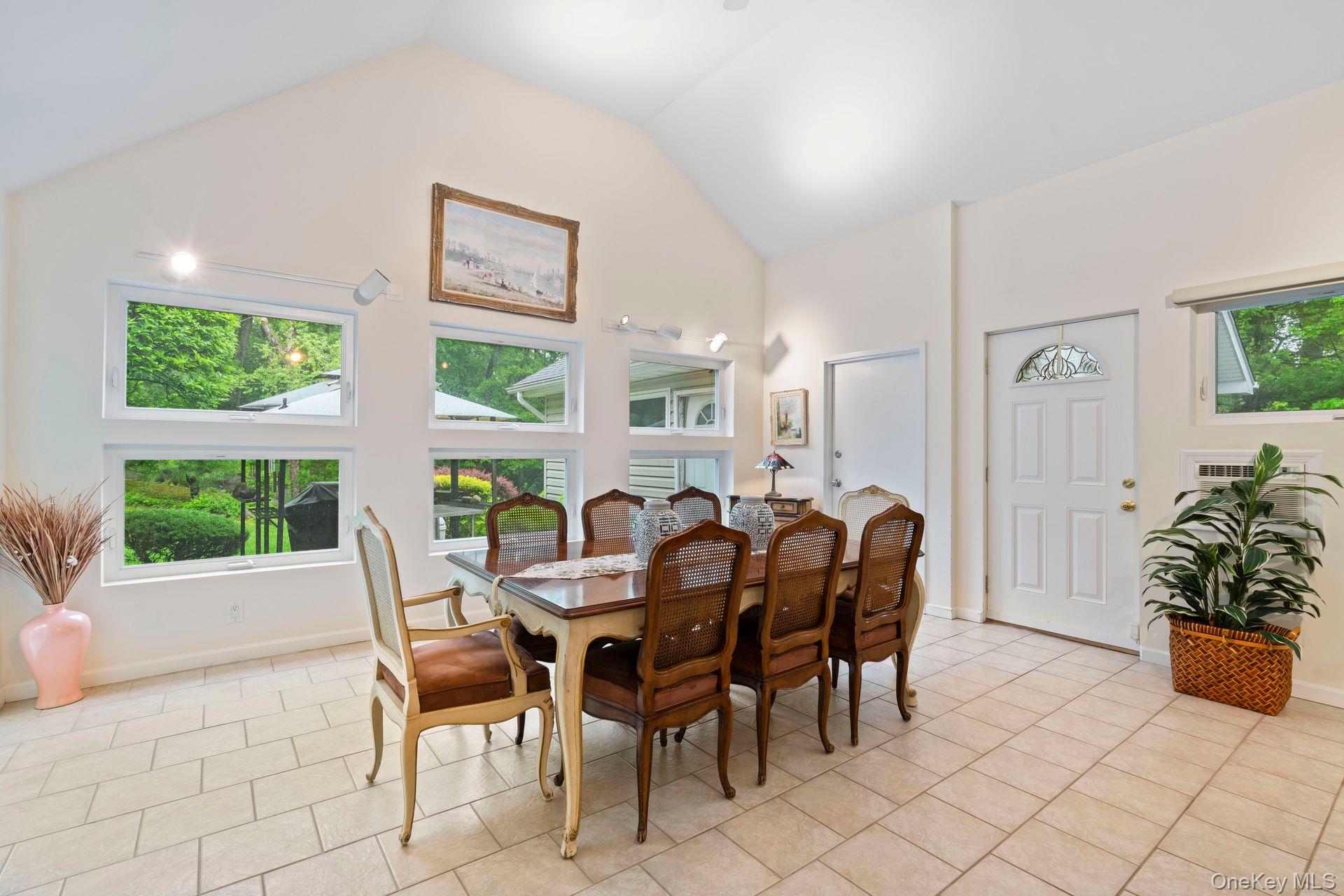 #8 photo, 30 Darby Drive, South Huntington , NY 11746