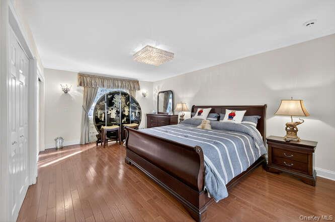 #12 photo, 12 Donna Drive, Oyster Bay , NY 11771