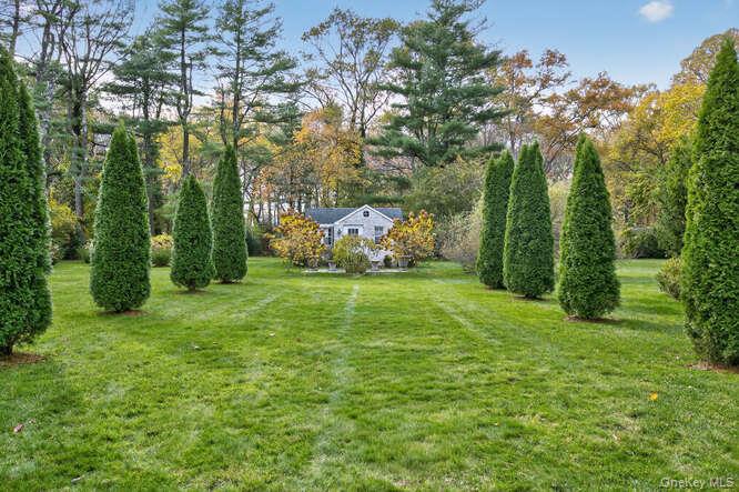 #19 photo, 12 Donna Drive, Oyster Bay , NY 11771