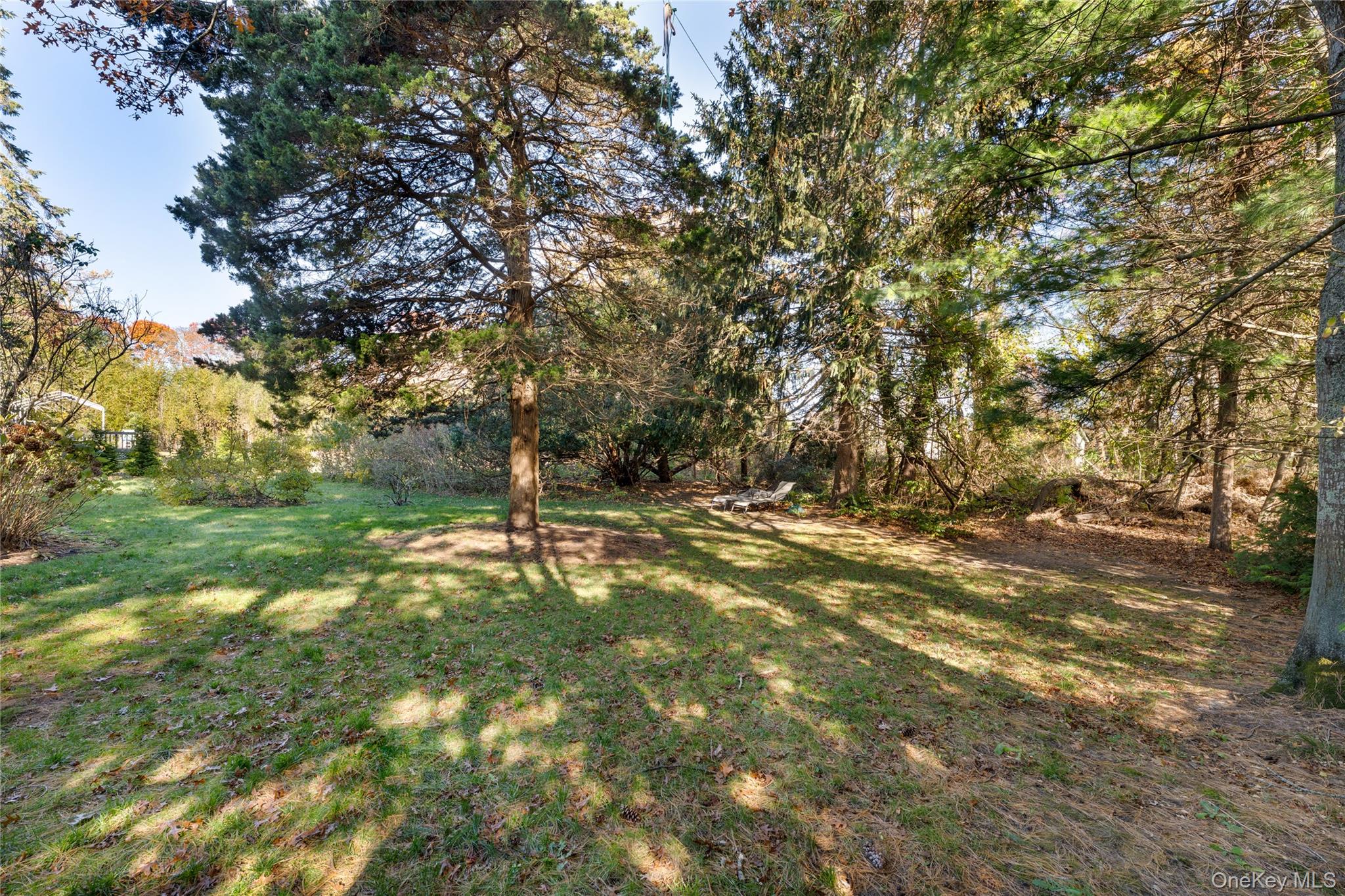 #19 photo, 19 Florence Road, Hampton Bays , NY 11946