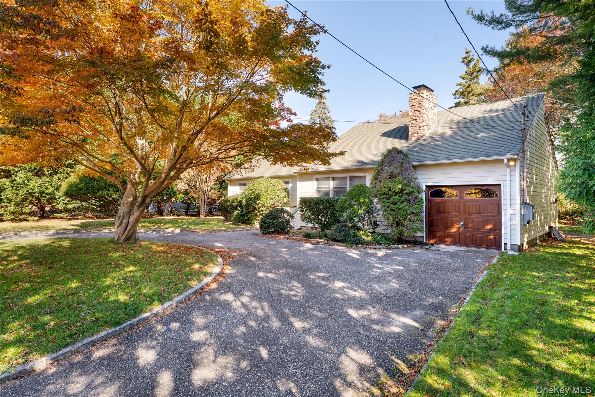 #2 photo, 19 Florence Road, Hampton Bays , NY 11946