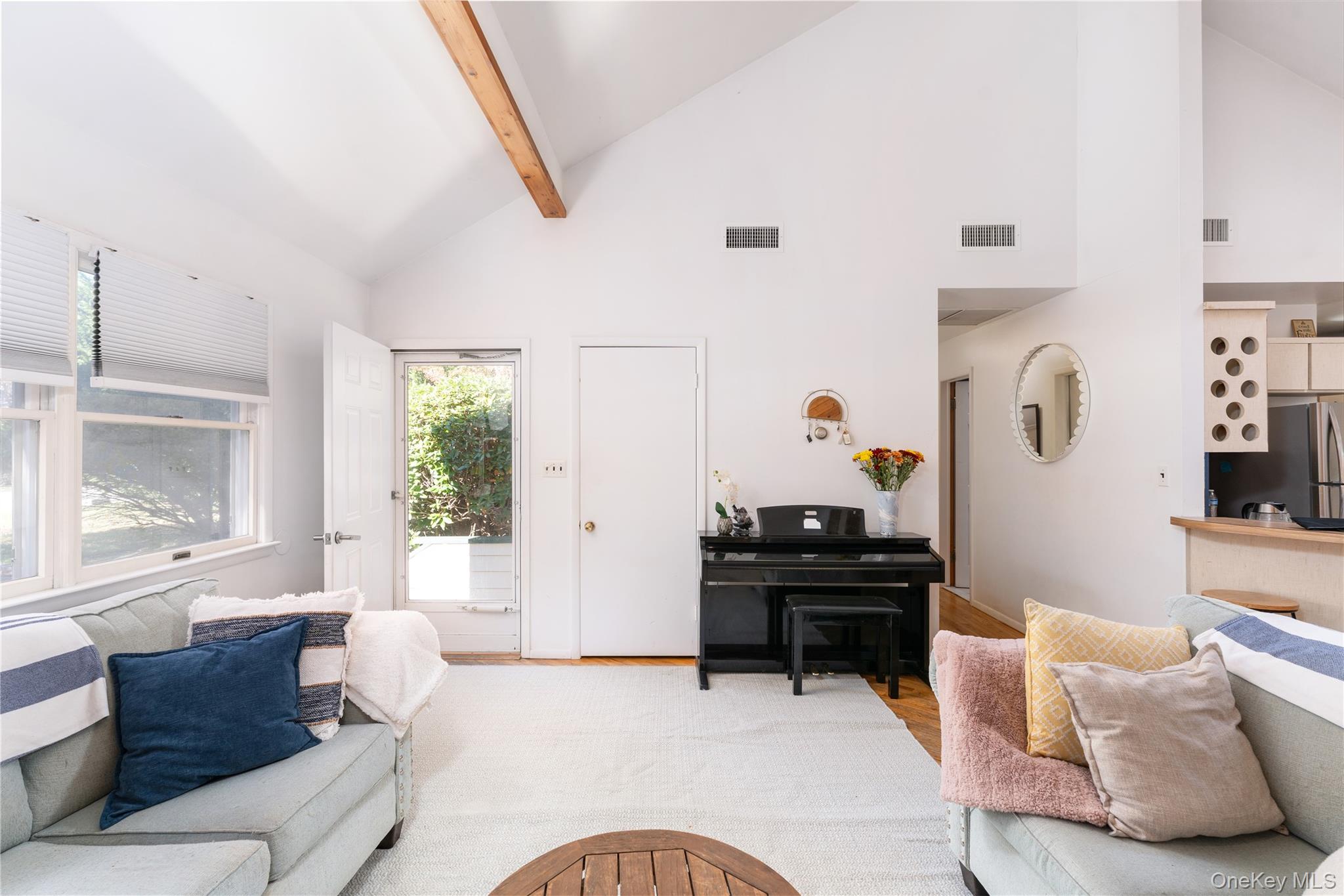 #4 photo, 19 Florence Road, Hampton Bays , NY 11946