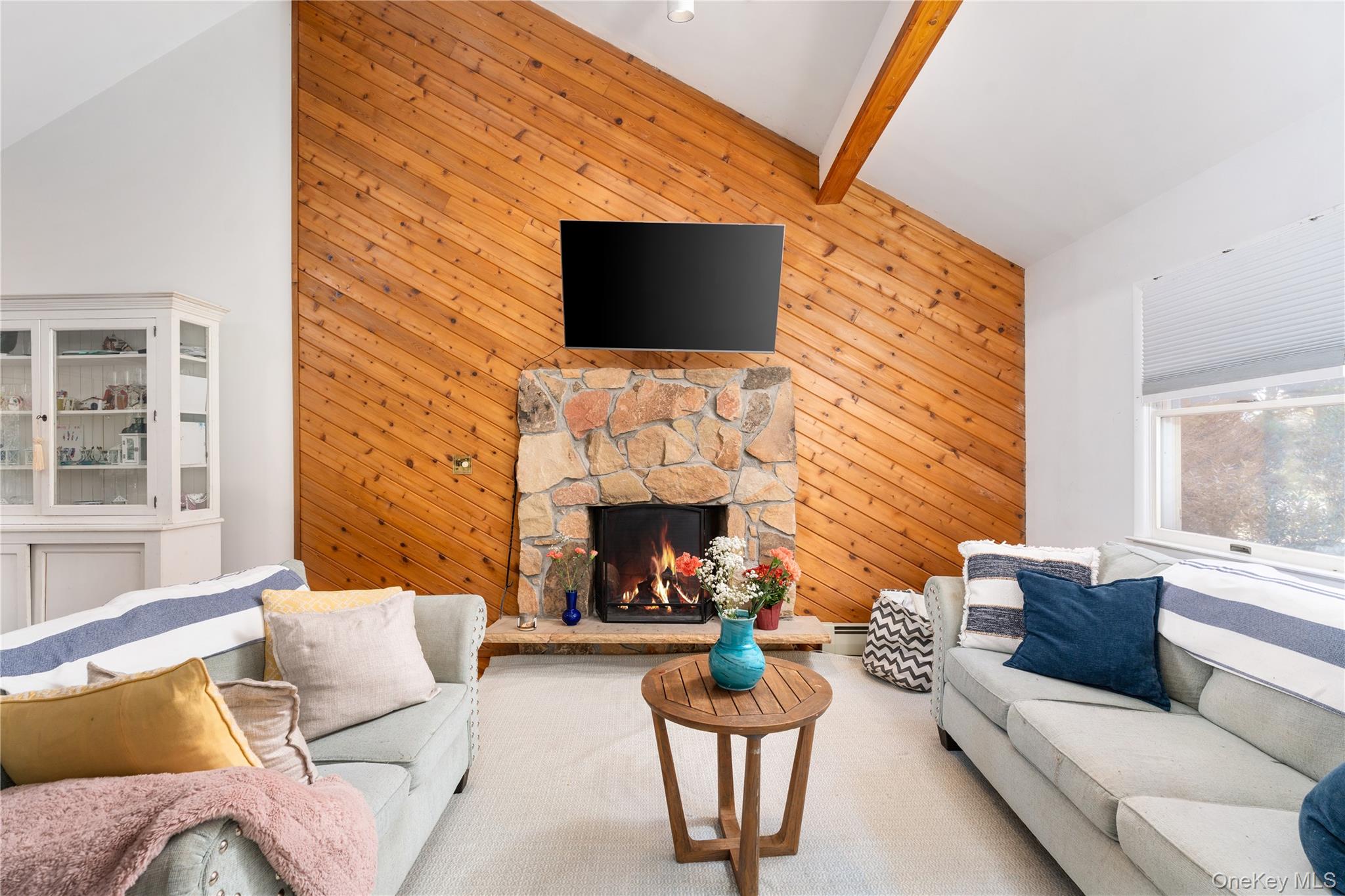 #5 photo, 19 Florence Road, Hampton Bays , NY 11946