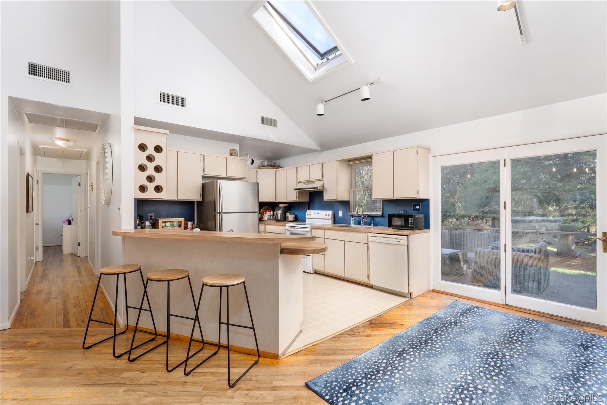 #6 photo, 19 Florence Road, Hampton Bays , NY 11946