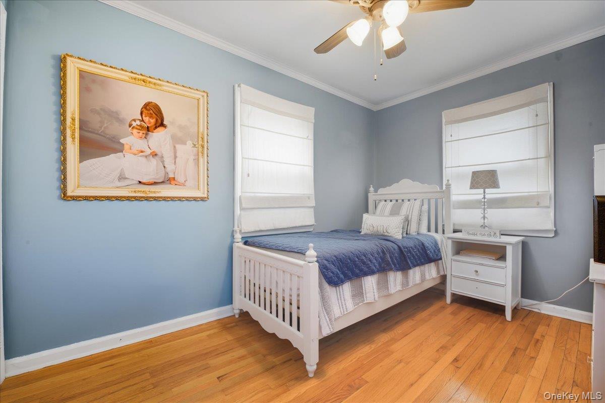 #15 photo, 3805 Colonial Court, Seaford , NY 11783