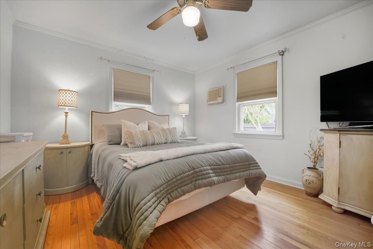 #16 photo, 3805 Colonial Court, Seaford , NY 11783