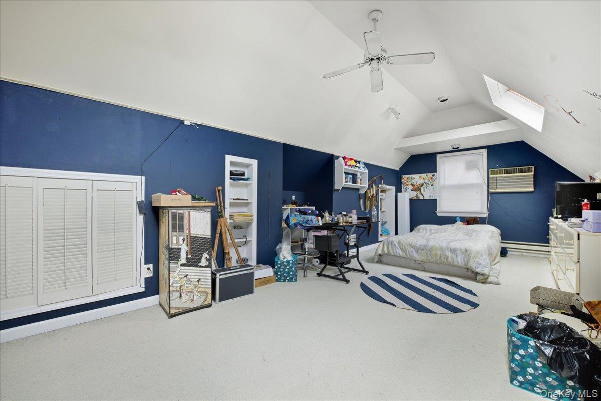 #18 photo, 3805 Colonial Court, Seaford , NY 11783