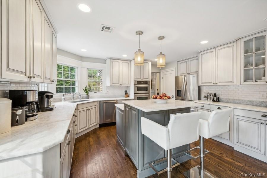 #9 photo, 39 Smugglers Path, Jamesport , NY 11947