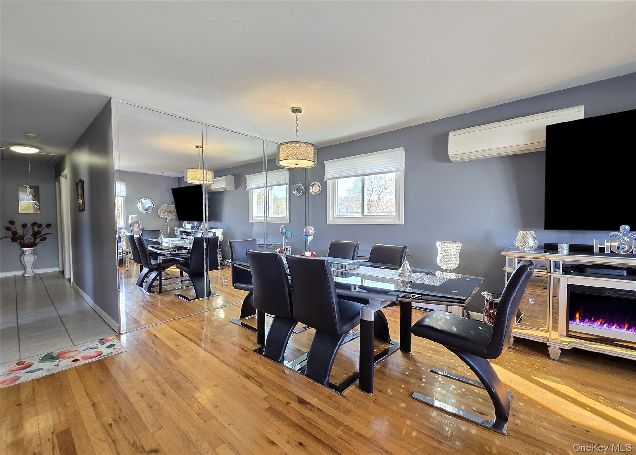 #4 photo, 430 Heathcote Road, Lindenhurst , NY 11757