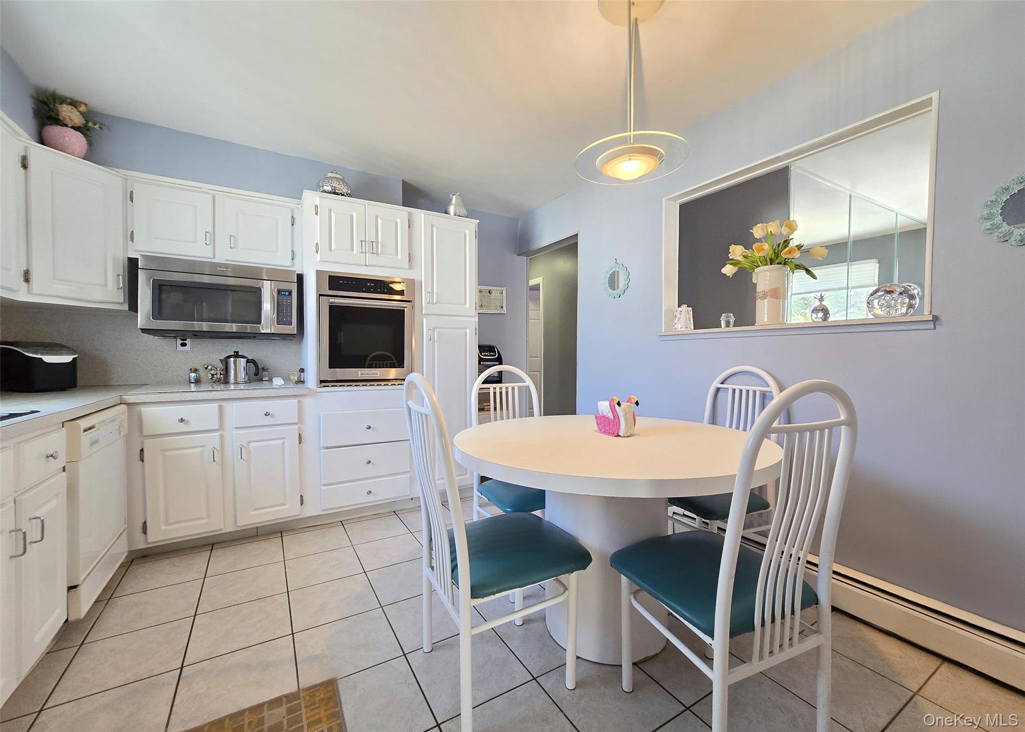 #5 photo, 430 Heathcote Road, Lindenhurst , NY 11757