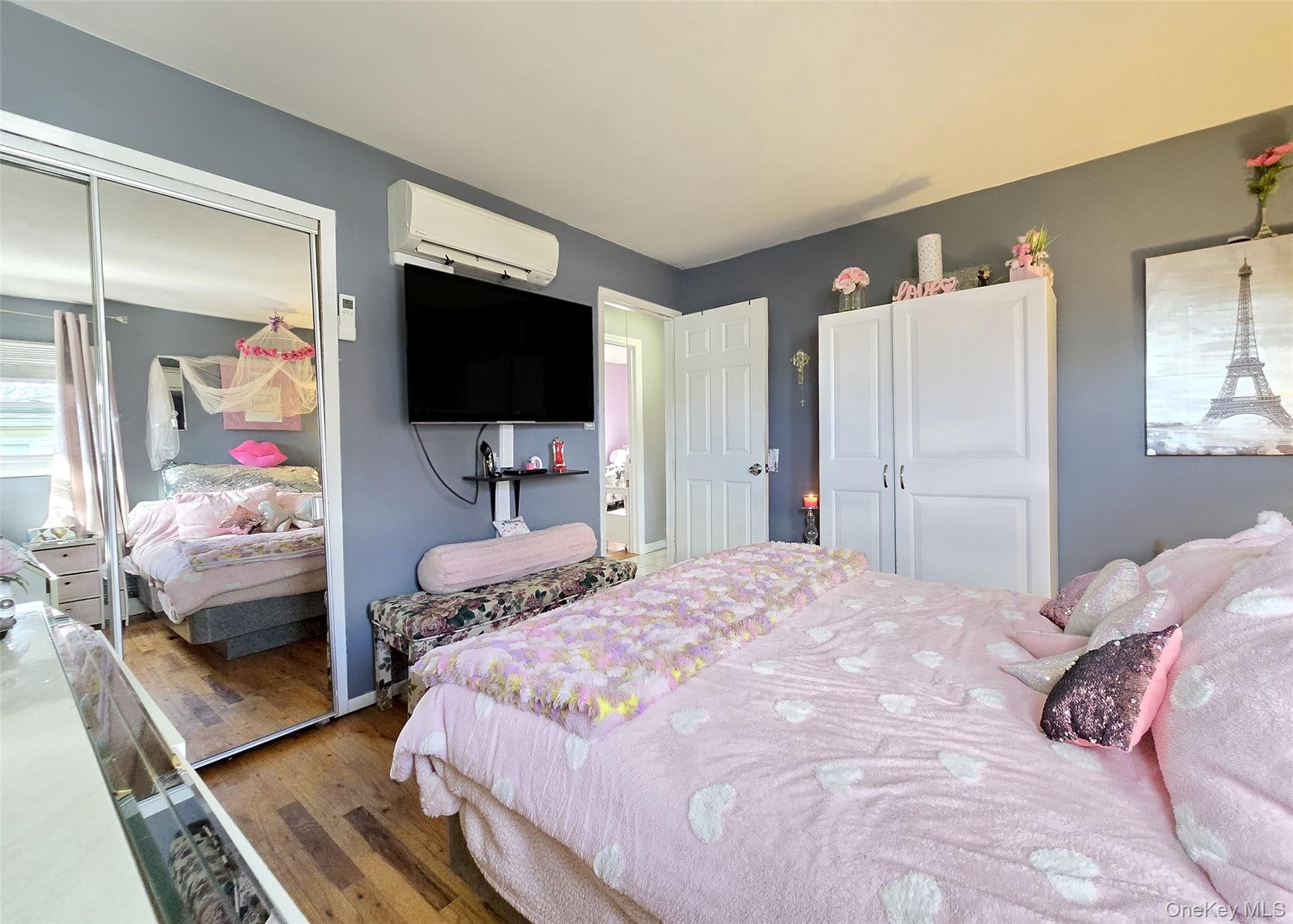 #9 photo, 430 Heathcote Road, Lindenhurst , NY 11757