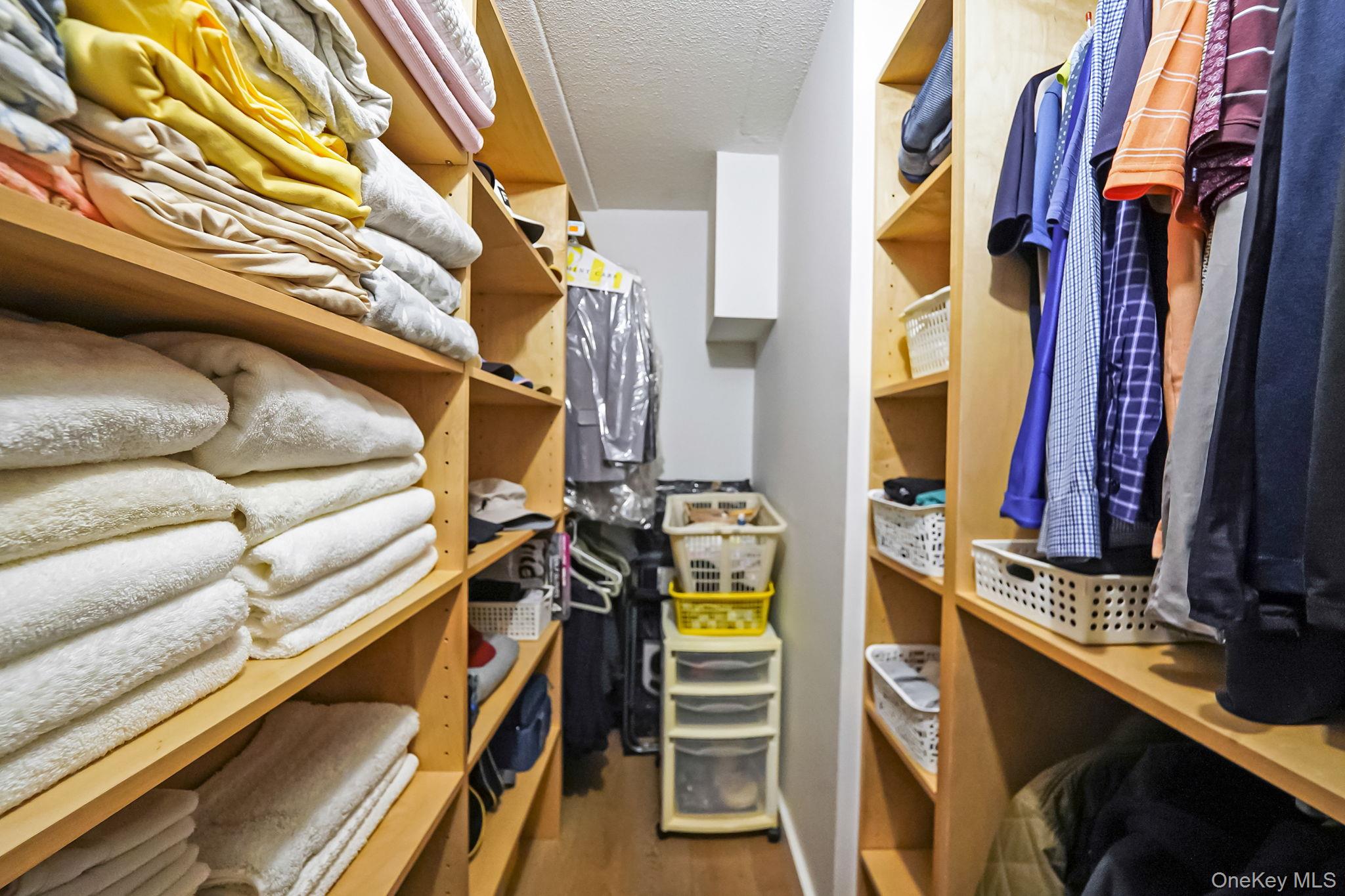 #19 photo, 213-02 42nd Avenue, Bayside , NY 11361