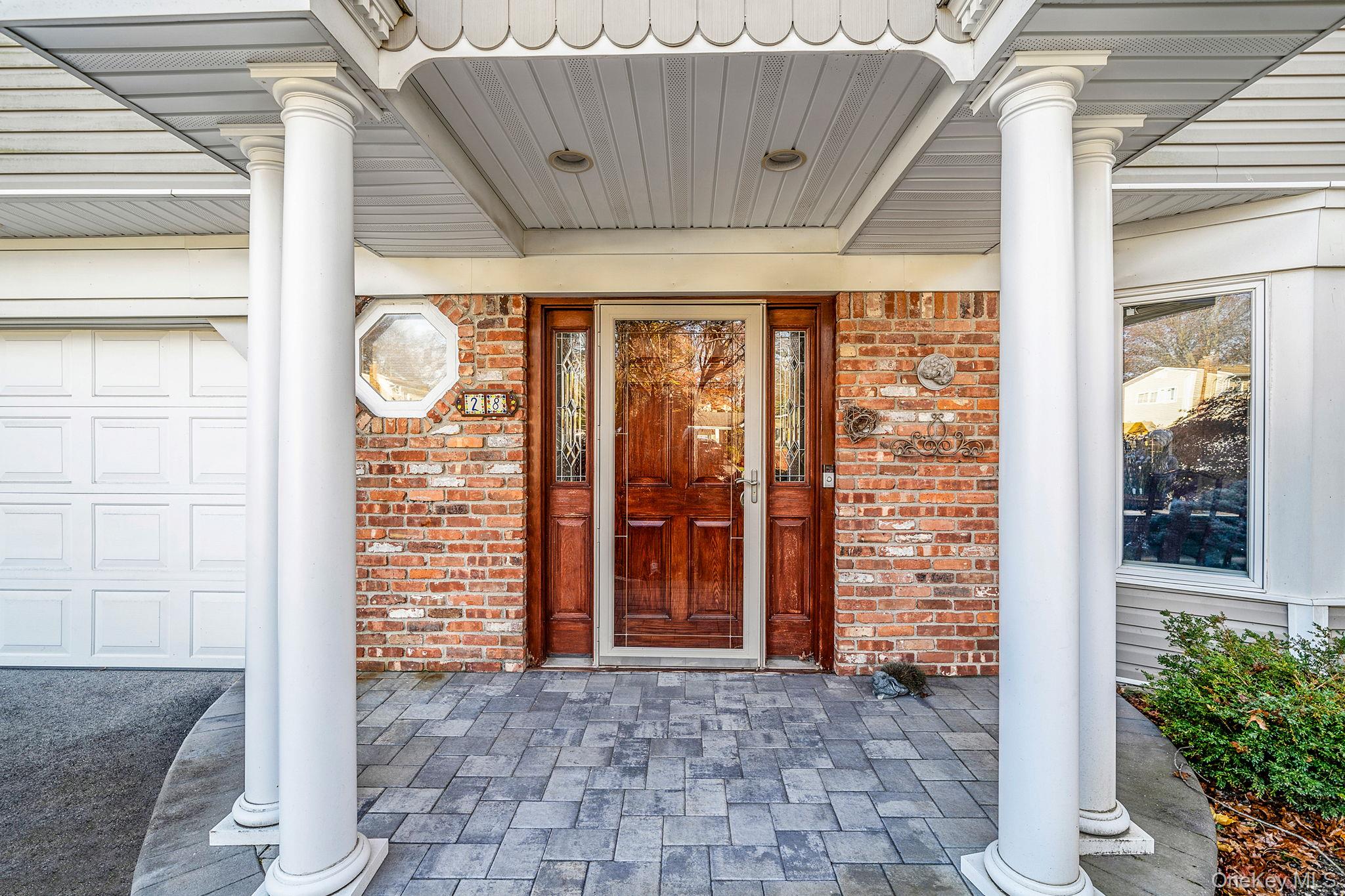 #6 photo, 28 Cedarwood Lane, Commack , NY 11725