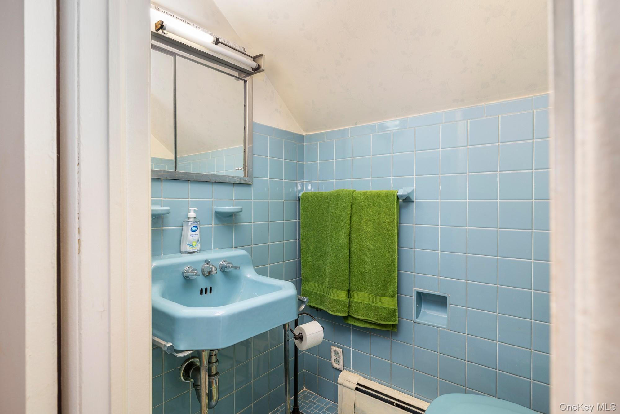 #12 photo, 208 Island Parkway, Island Park , NY 11558