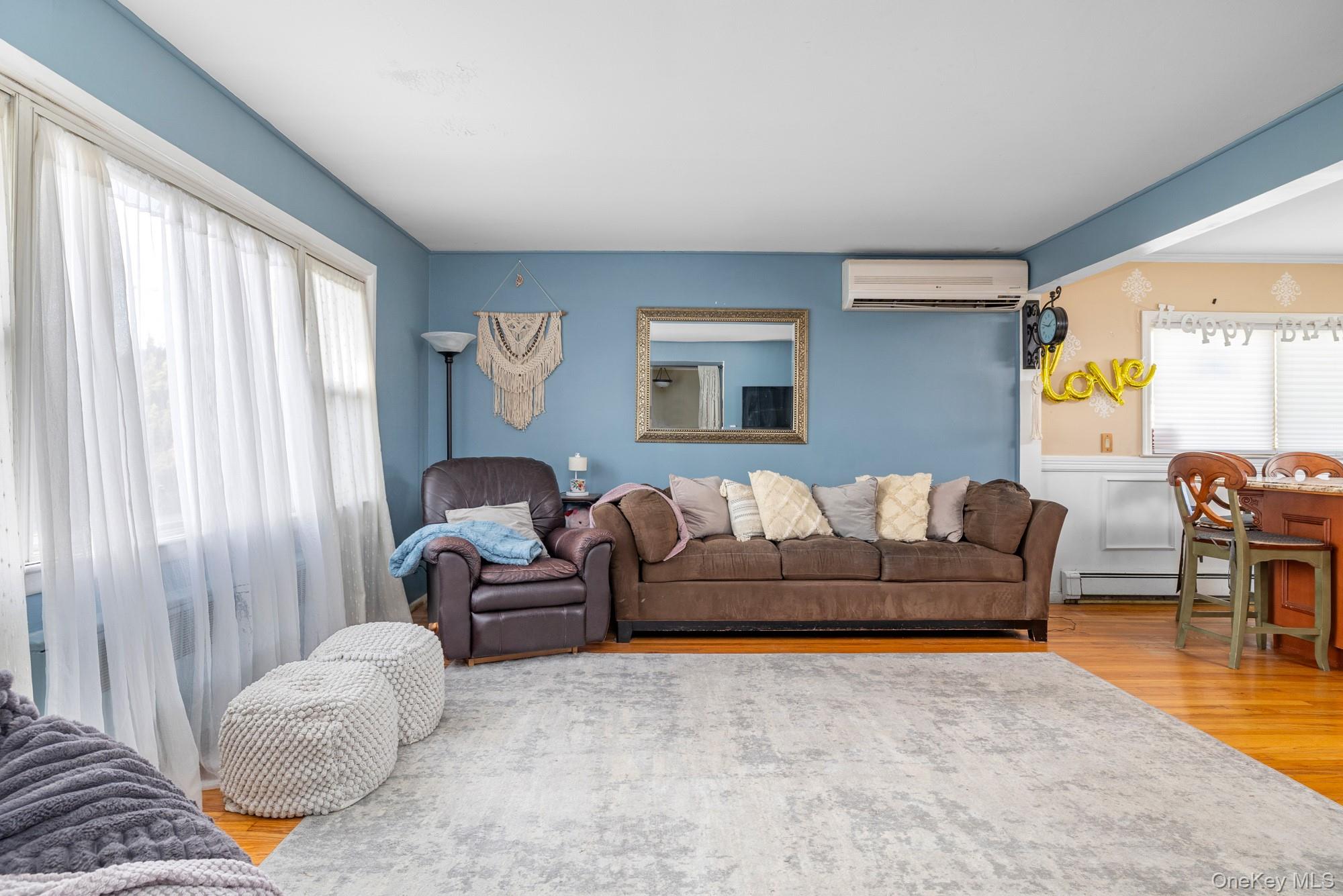 #5 photo, 208 Island Parkway, Island Park , NY 11558