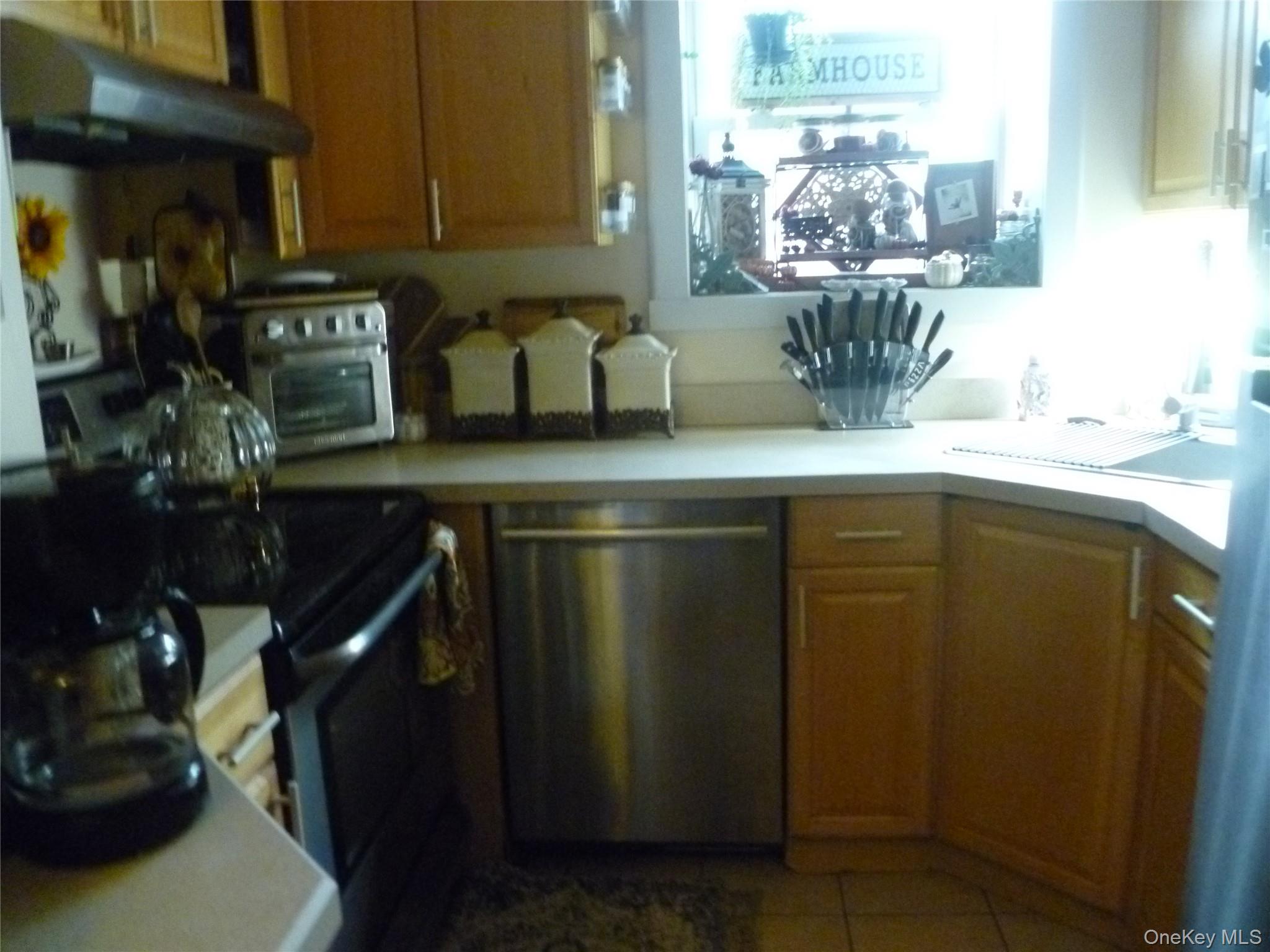 #17 photo, 298 Grand Street, Newburgh , NY 12550